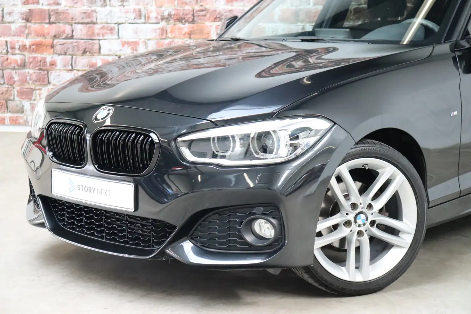 BMW 116 1 Serie 116i Executive M Sport Pakket 5 deurs / Na Zwart - 2