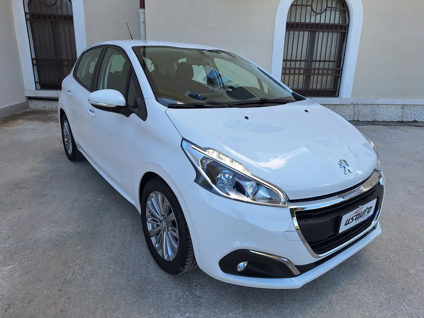 Peugeot 208 208 5p 1.5 bluehdi Active NAVI CARPLAY 2019 Bianco - 2