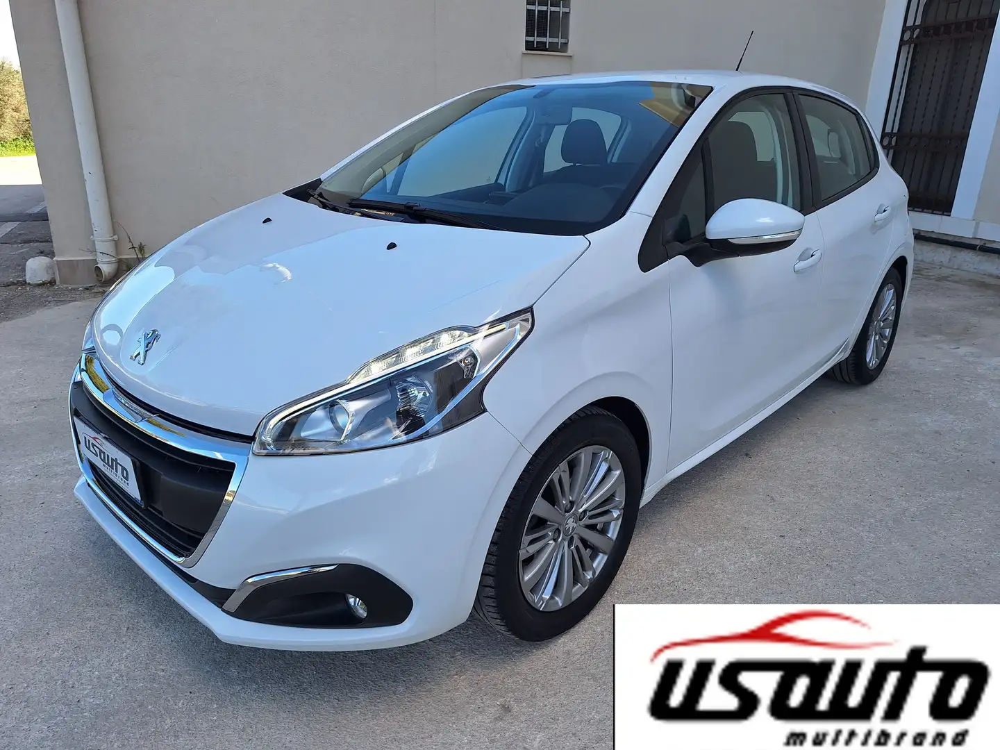 Peugeot 208 208 5p 1.5 bluehdi Active NAVI CARPLAY 2019 Bianco - 1