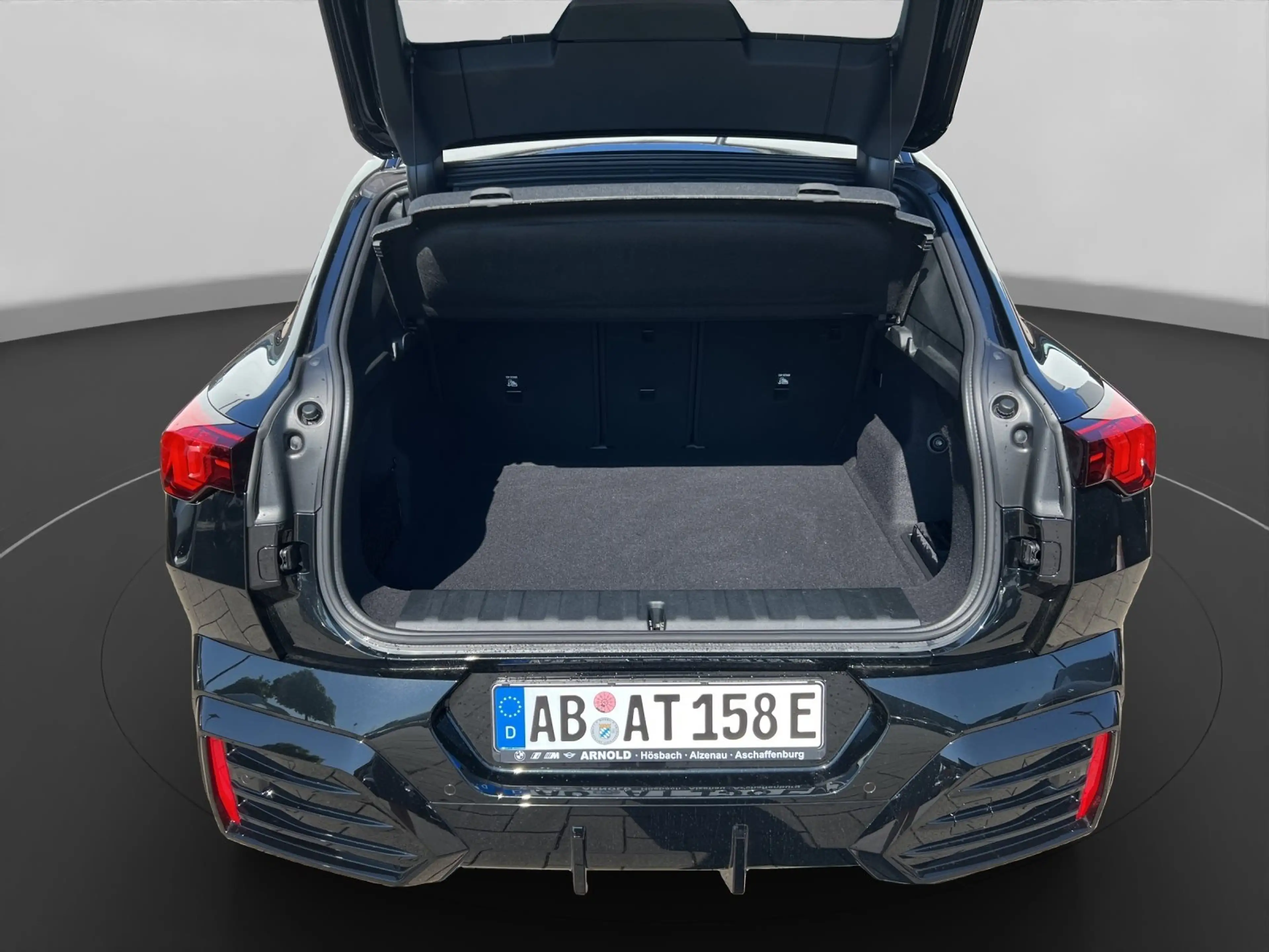 BMW iX2 xDrive30 M Sportpaket Pro Head-Up Harman Kardon Dr — photo 13