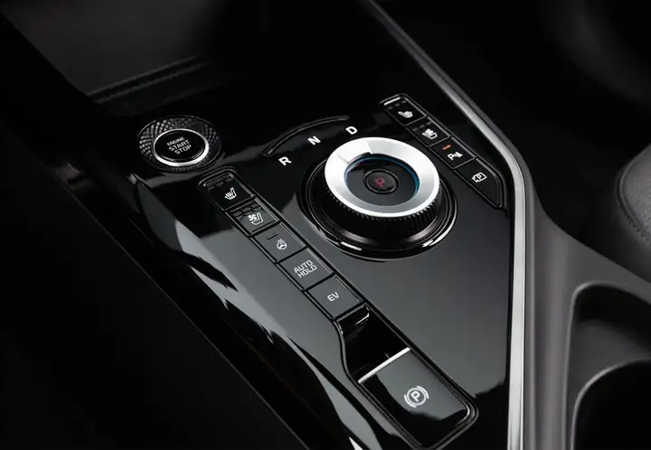 Kia Niro 1.6 HEV Concept 2024, foto 24