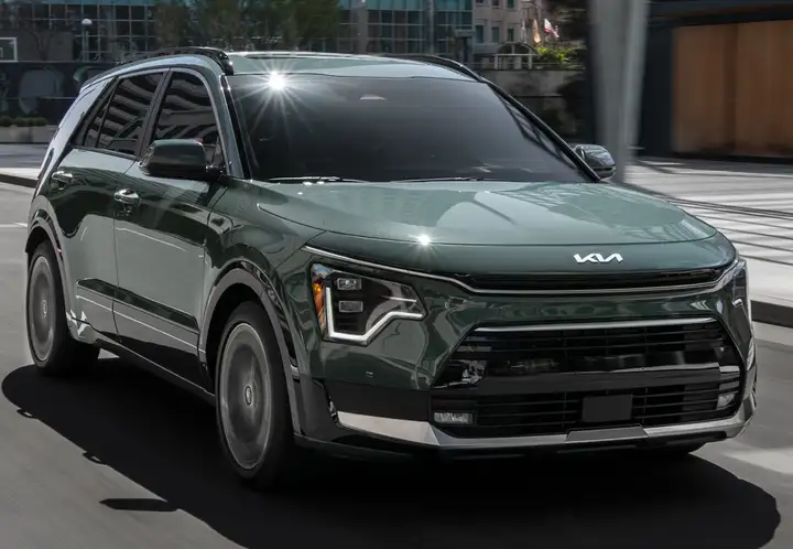 Kia Niro 1.6 HEV Concept 2024, foto 3
