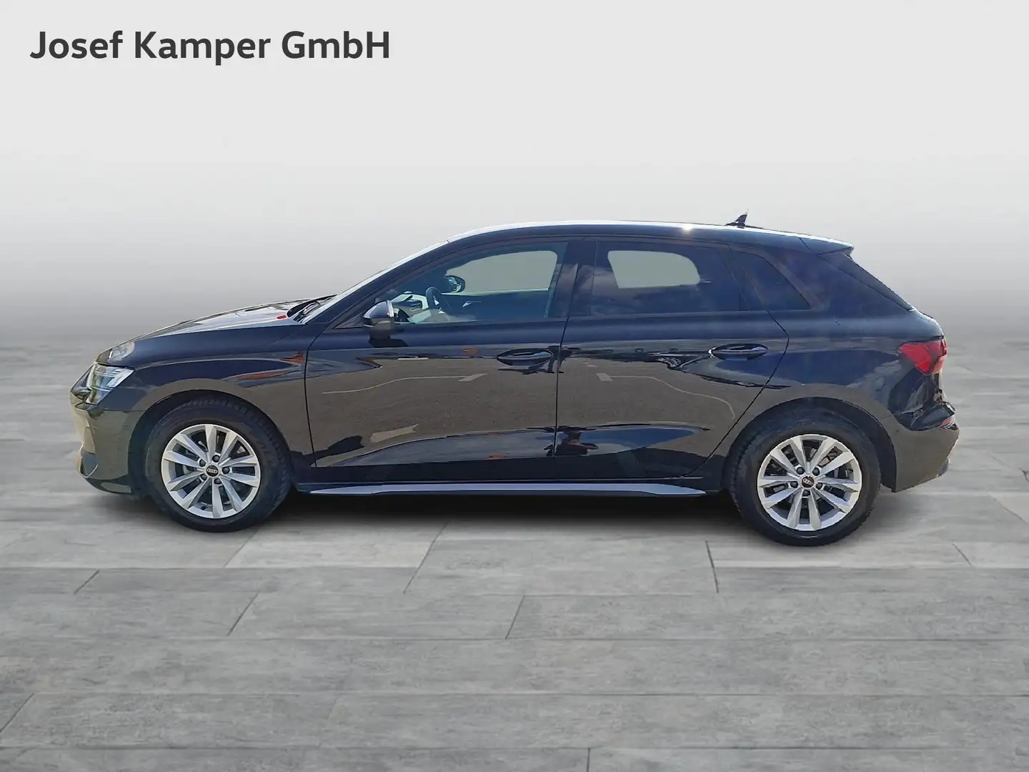 Audi A3 30 TFSI Schwarz - 2