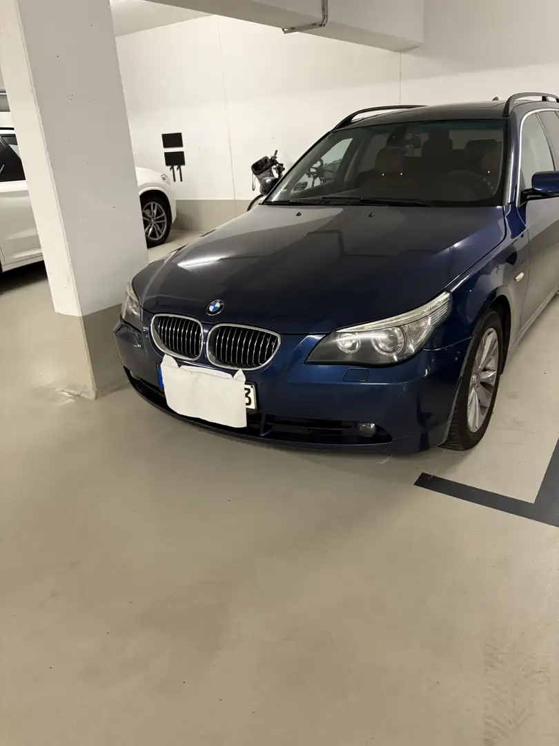 BMW 525 525d Bleu - 2
