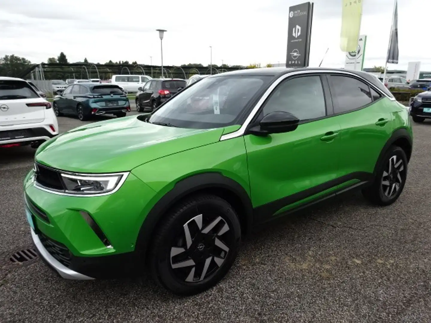 Opel Mokka 1,2 Direct Injection Turbo Elegance Grün - 1
