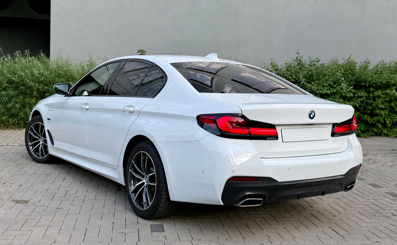 BMW 530 e M LCI | Laserlicht | HUD | Leder | M Sport — photo 7