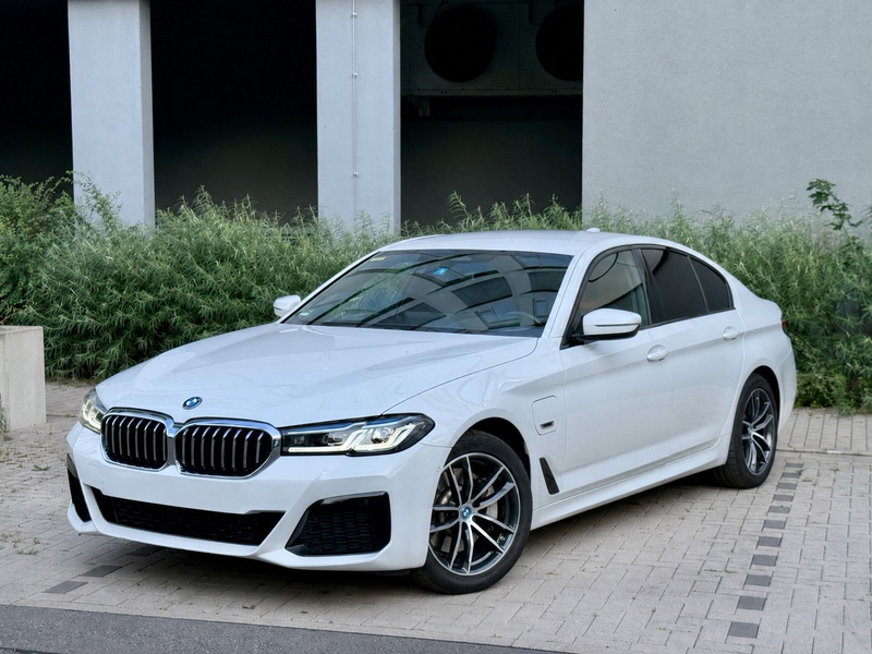 BMW 530 e M LCI | Laserlicht | HUD | Leder | M Sport — photo 2