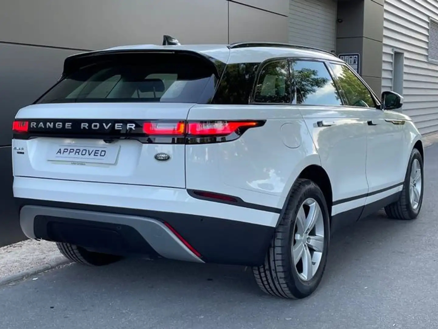 Land Rover Range Rover Velar 2.0D Standard 4WD Aut. 180 Bianco - 2