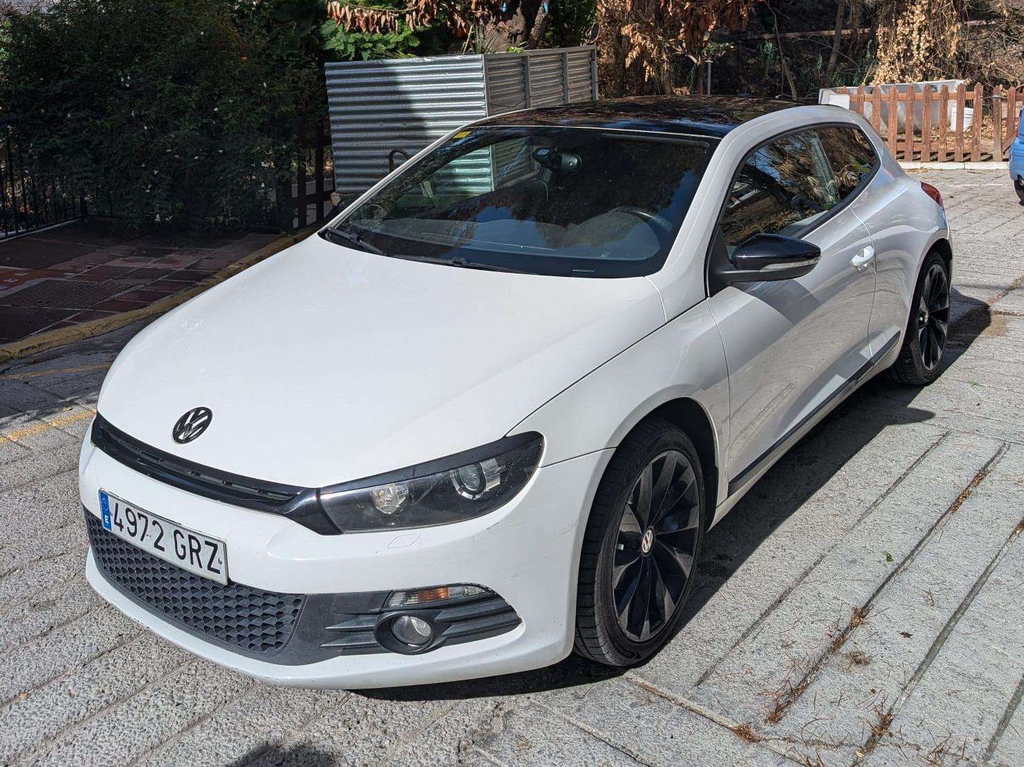 Volkswagen Scirocco 2.0TDI - foto 1