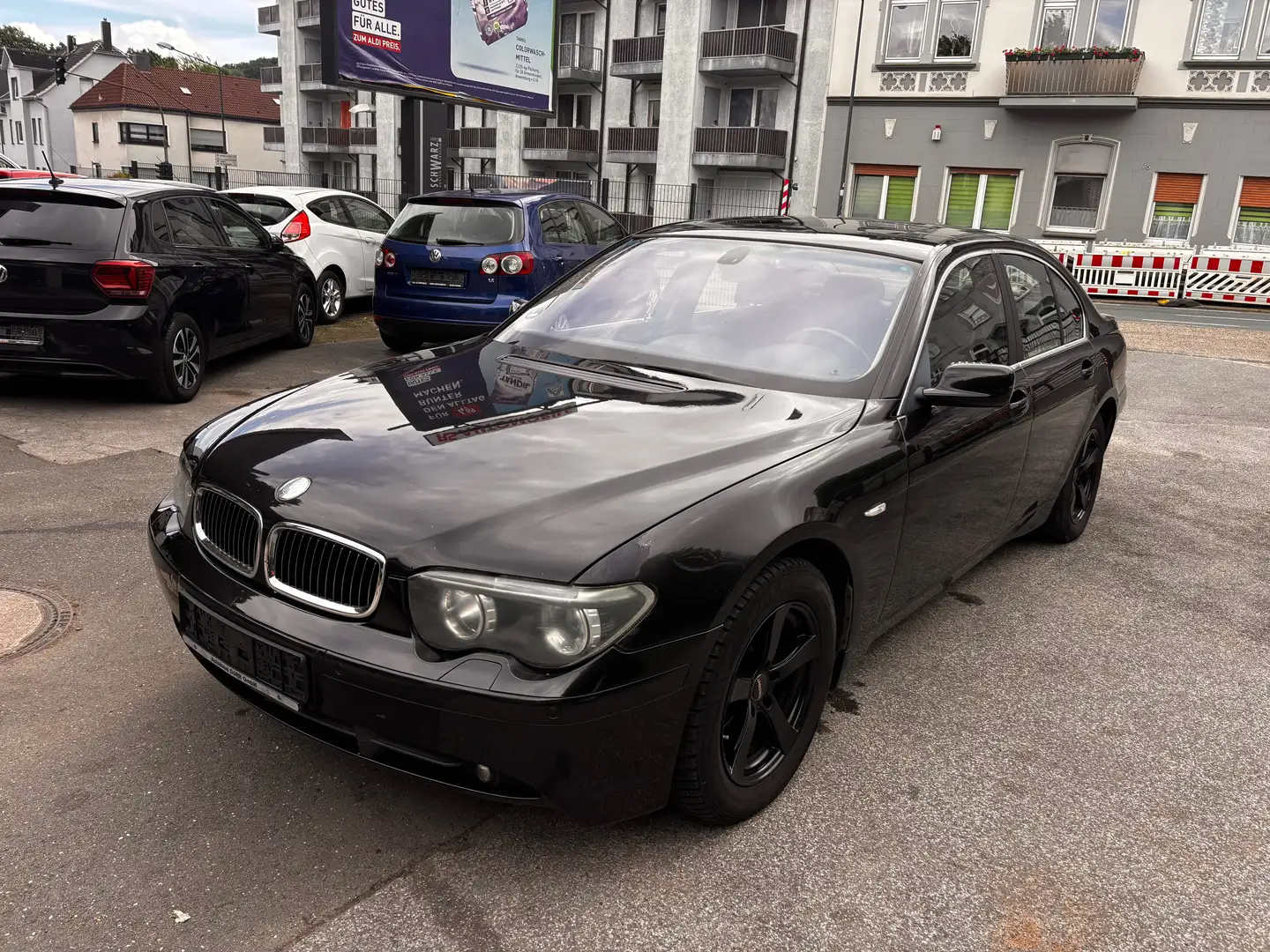 BMW 735 Baureihe 7 735i Schwarz - 2