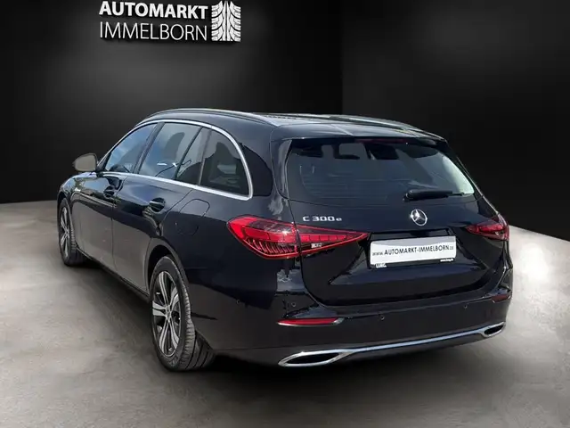 Mercedes-Benz C-Class view 10