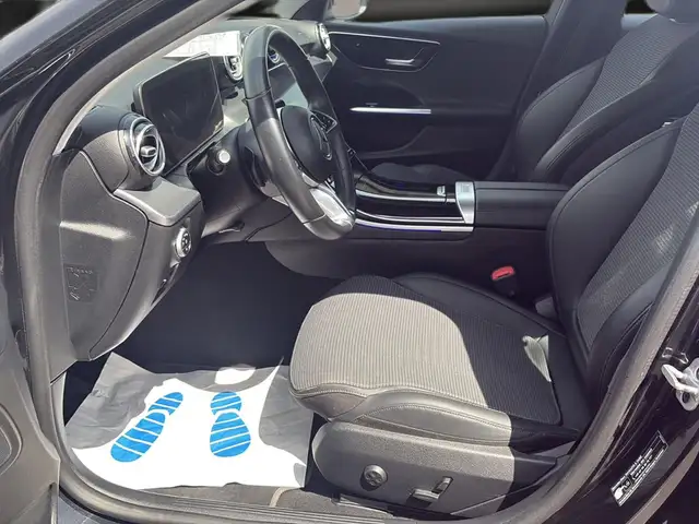 Mercedes-Benz C-Class view 14