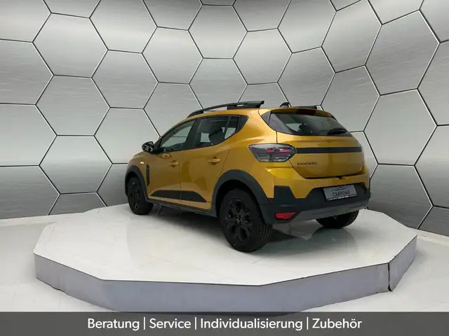 Dacia Sandero view 3