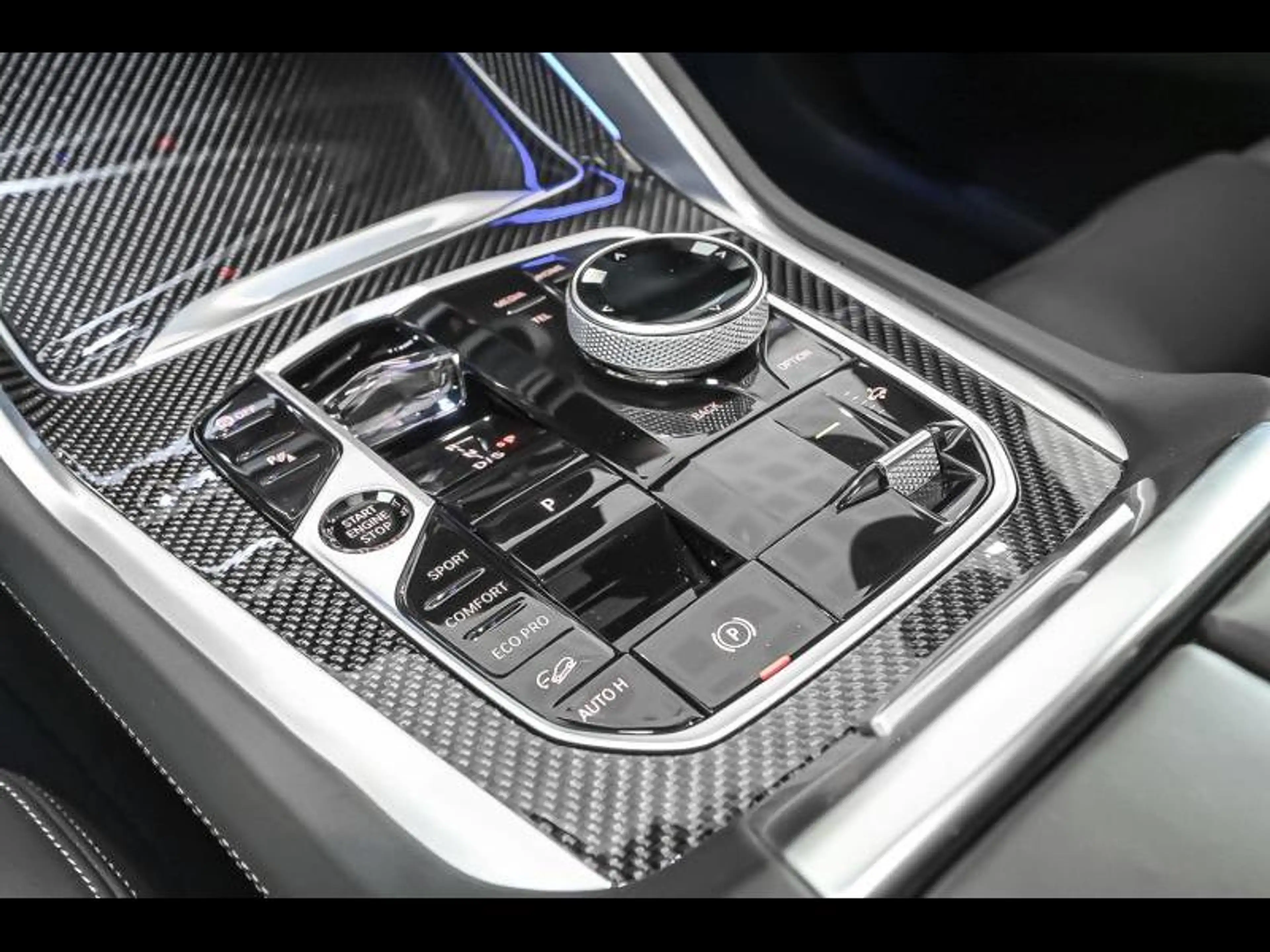BMW X6 xDrive 40i - M Pack INDIVIDUAL FULL OPTION — photo 9