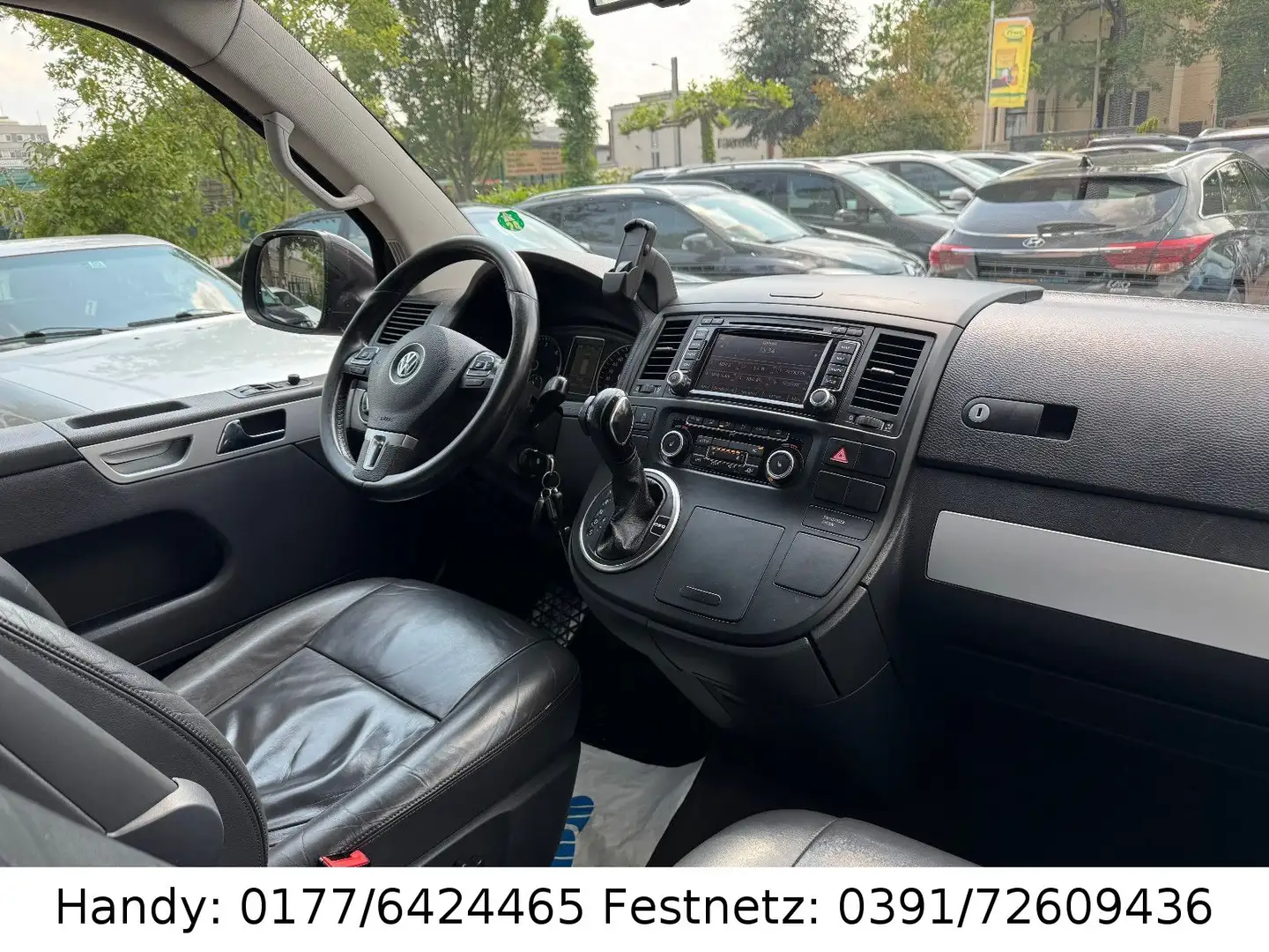 Volkswagen T5 Multivan Highline/AUTOMATIK/NAVI/LEDER/KAMERA Violett - 2