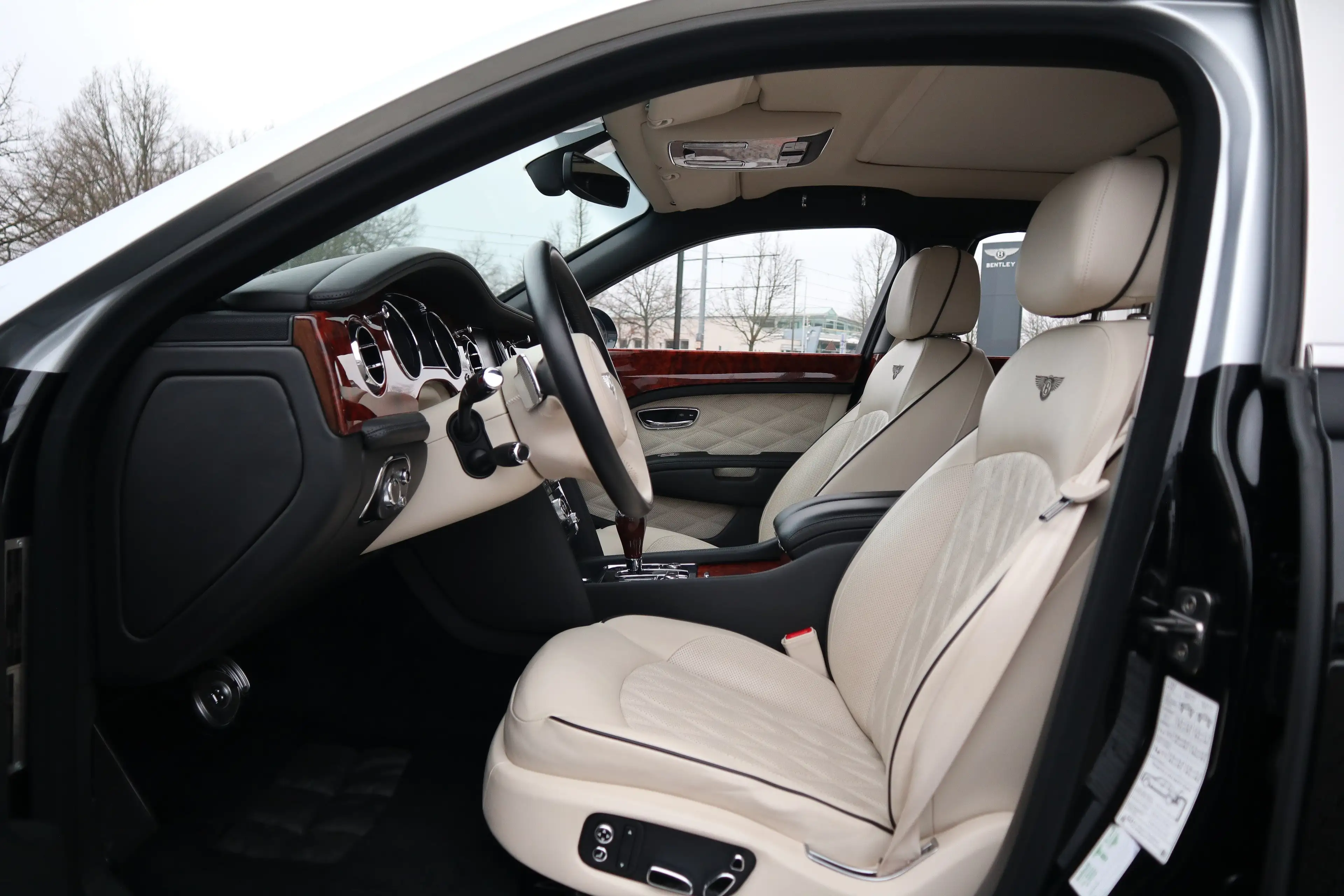 Bentley Mulsanne *Duo Tone*Glasdach*Diamond Quilting* — photo 14