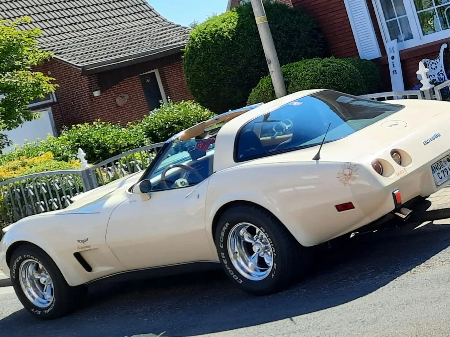 Oldtimer Chevrolet Corvette C3 Beige - 2
