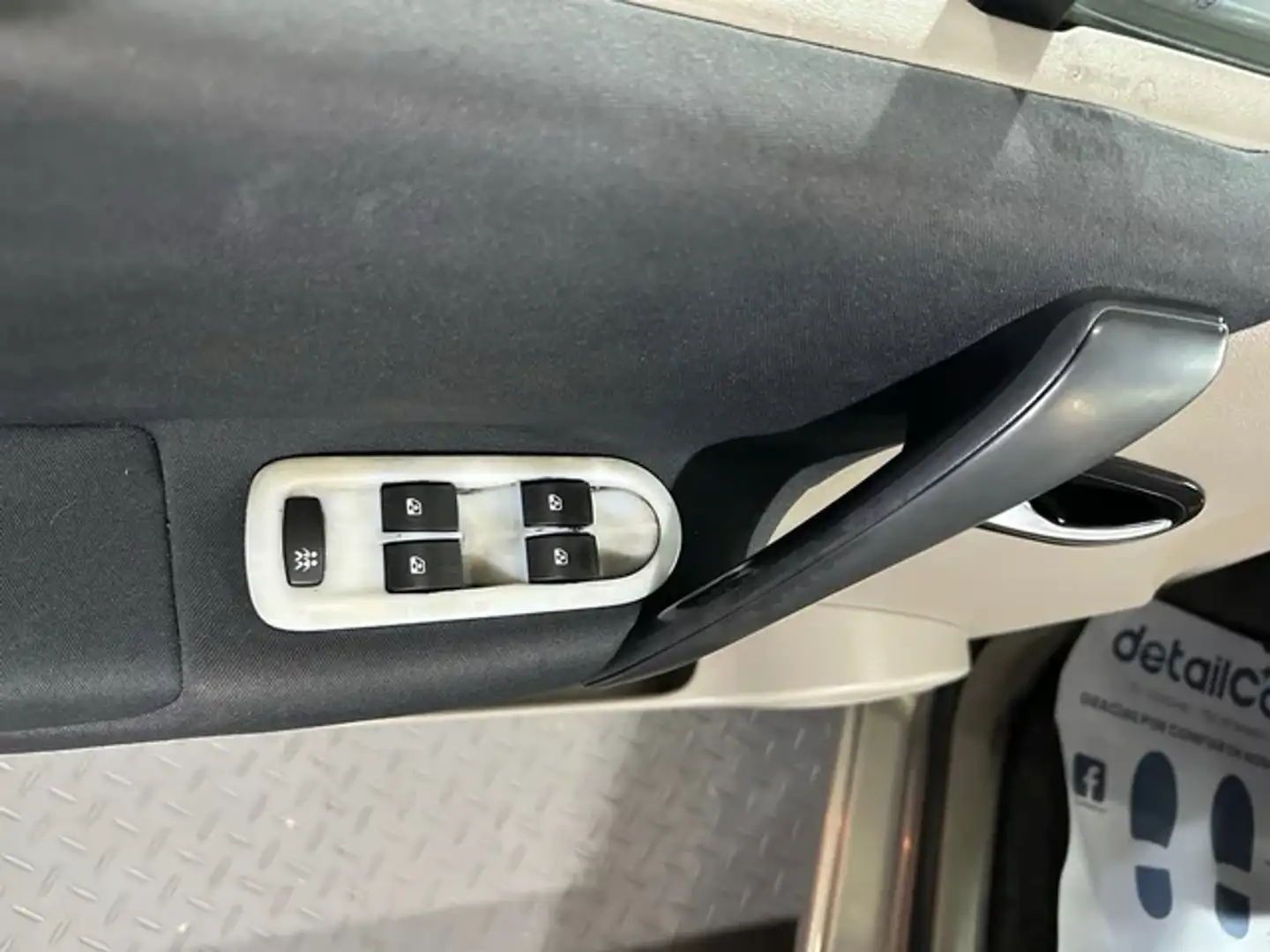 Renault Scenic II 1.9DCI Confort Authentique Plateado - 2