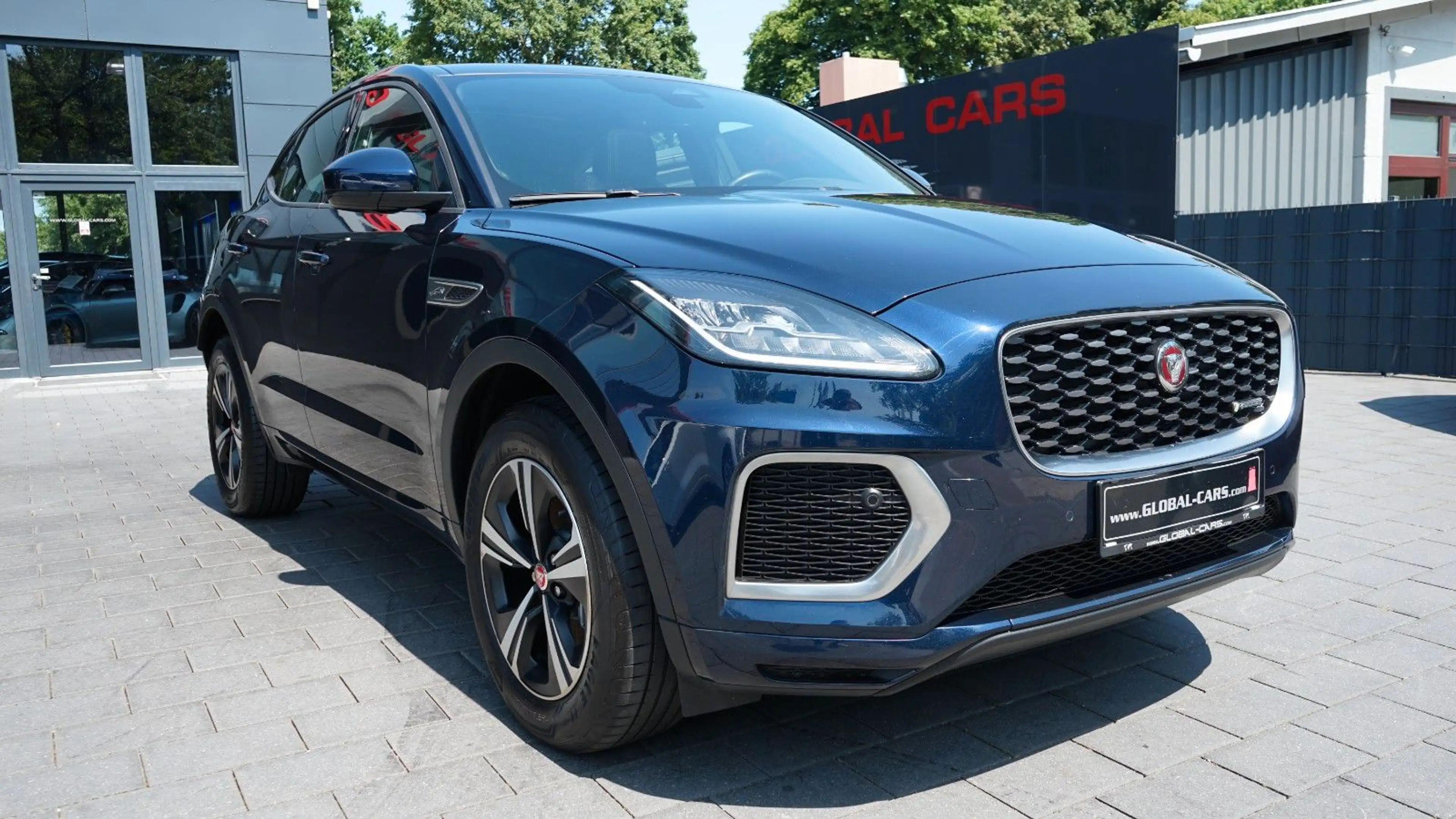 Jaguar E-Pace E-PACE D200 AWD R-DYNAMIC S*PANORAMA*VIRTUAL* — photo 12