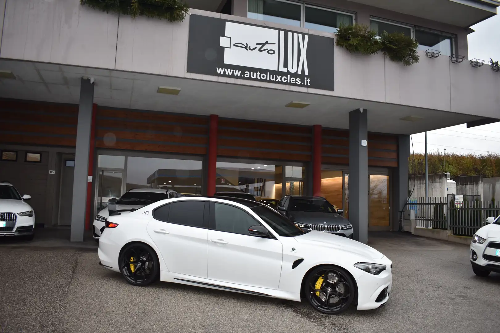 Alfa Romeo Giulia Giulia 2.9 t V6 Quadrifoglio 510cv Weiß - 2