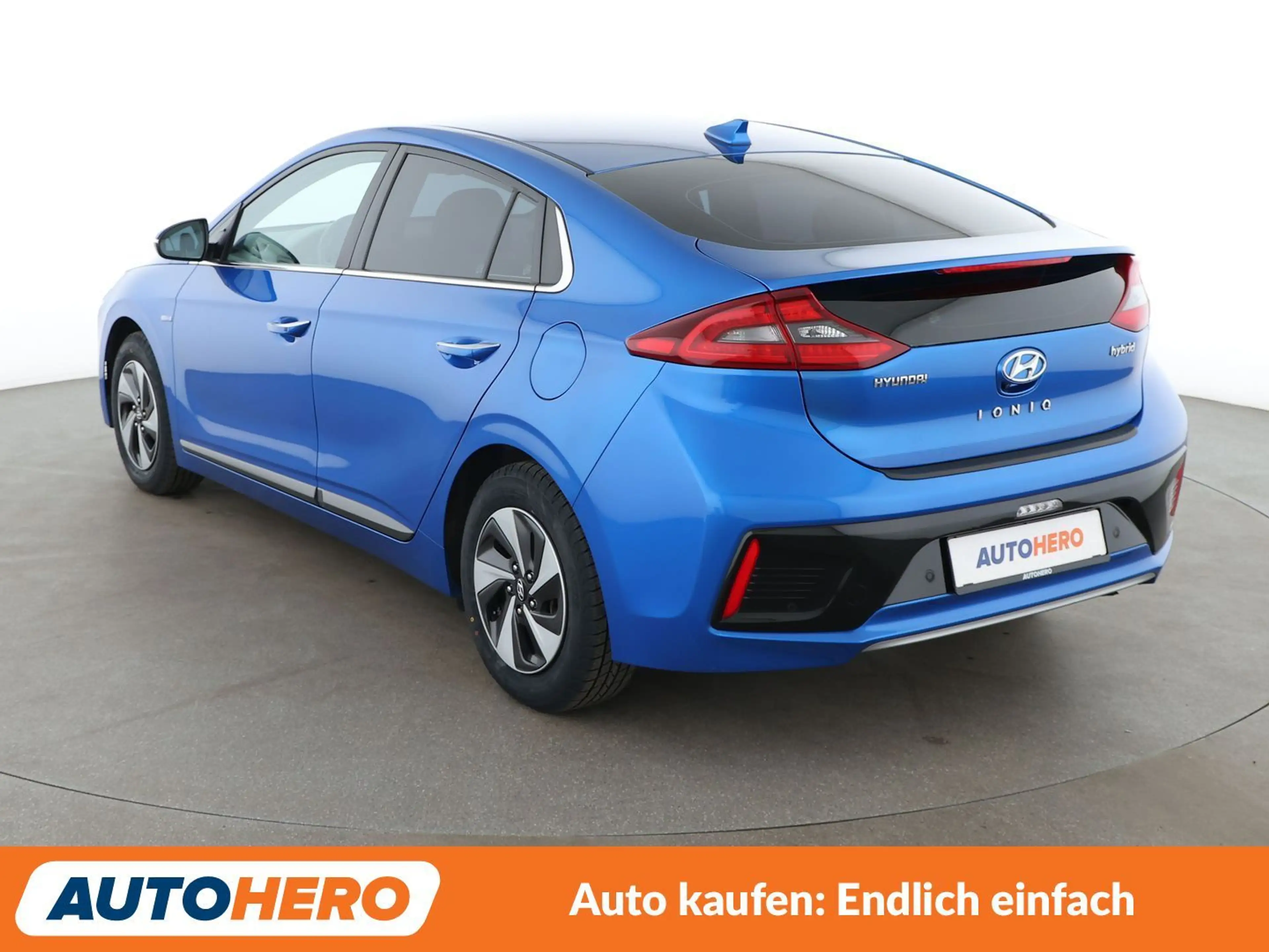 Hyundai IONIQ 1.6 Hybrid Style Aut.*NAVI*ACC*PDC*SHZ*ALU* — photo 4