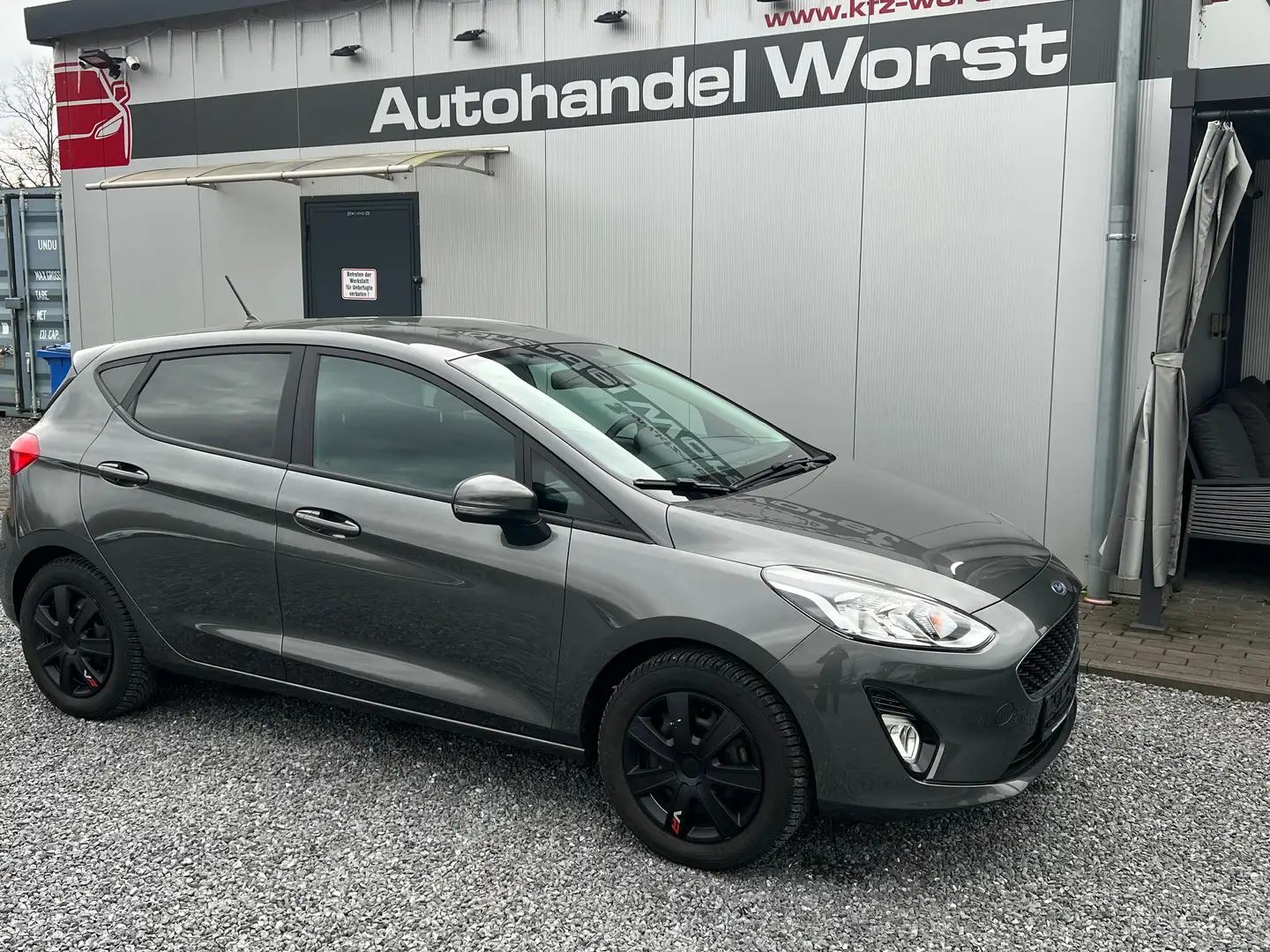 Ford Fiesta mehrere Modelle vorrätig-Garantie Grau - 1