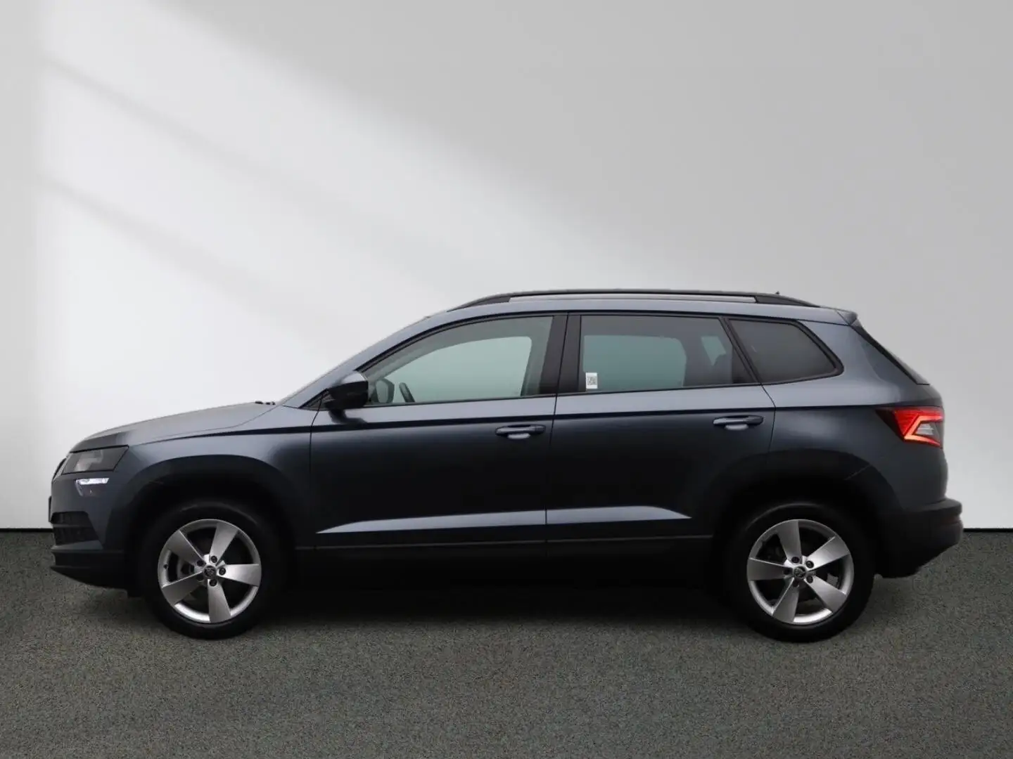 Skoda Karoq Ambition 1.5 TSI Navi AHK Pano Tempomat Gris - 2