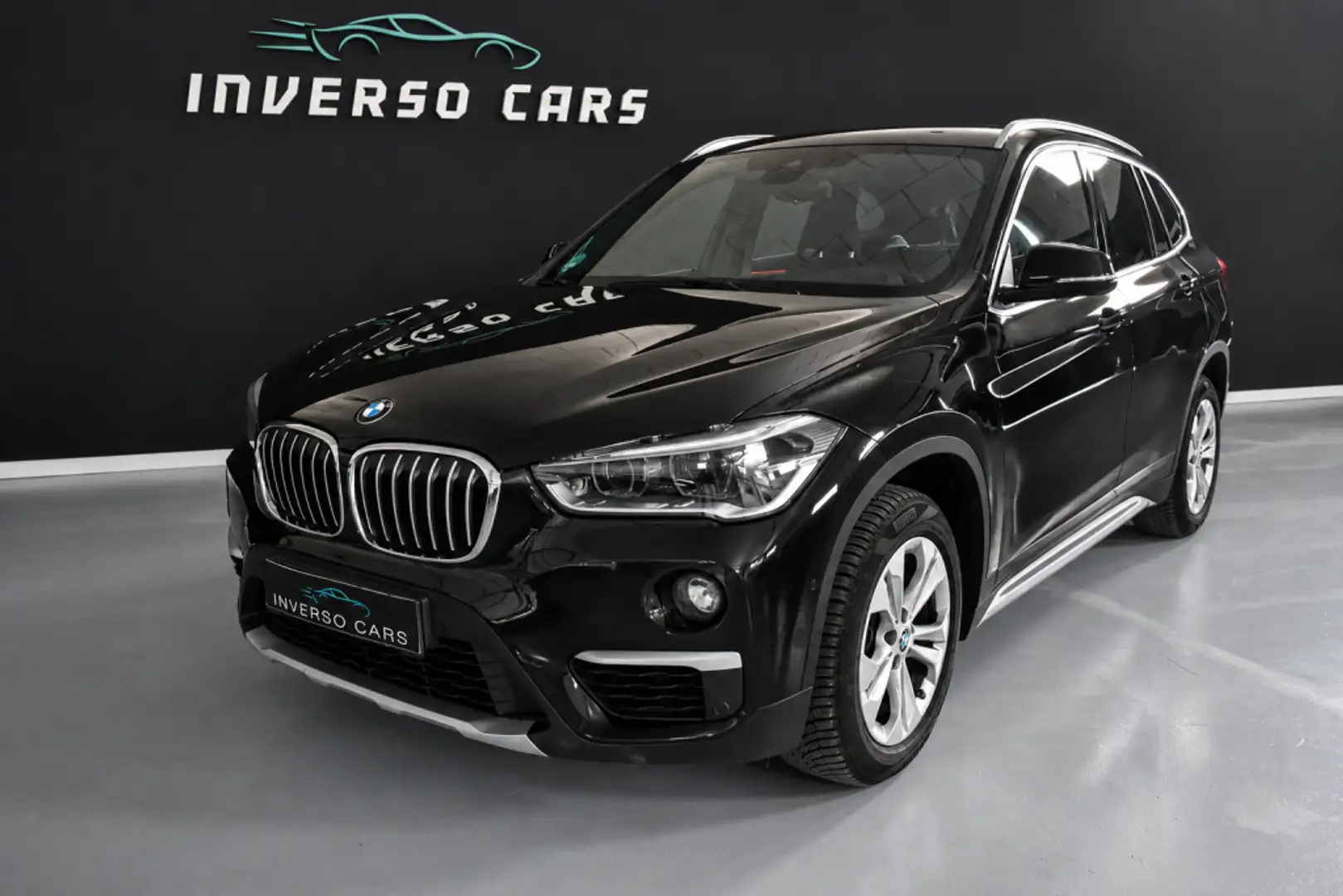 BMW X1 xDrive 20dA Negro - 1