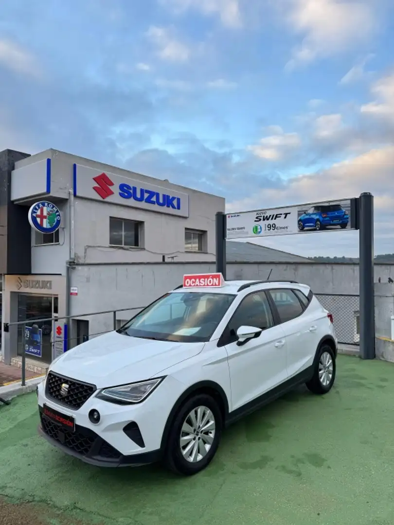 SEAT Arona 1.0 TSI Ecomotive S&S Style 110 Blanco - 1