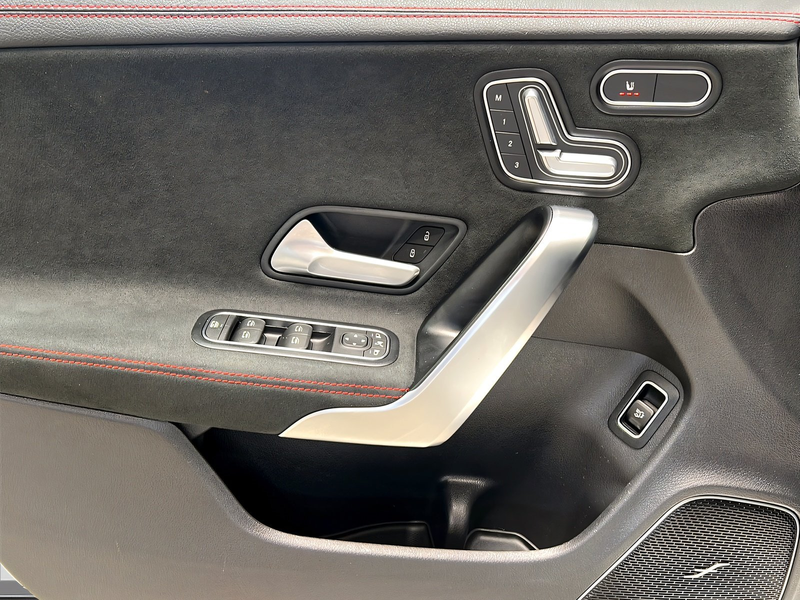 Mercedes-Benz CLA 35 AMG CLA 35 4MATIC SB Standhzg+Panoram+Distronic+360° — photo 13