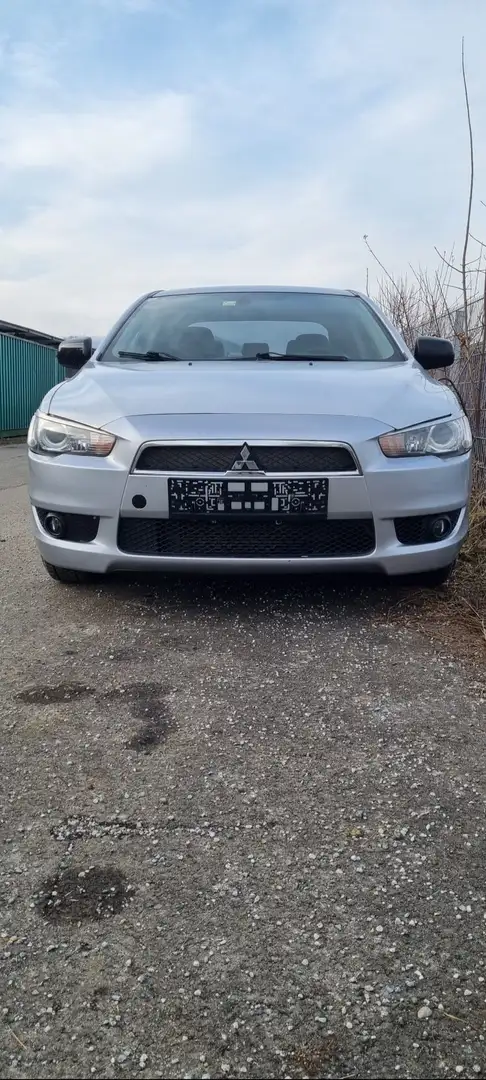 Mitsubishi Lancer 2,0 DI-D Instyle - 1