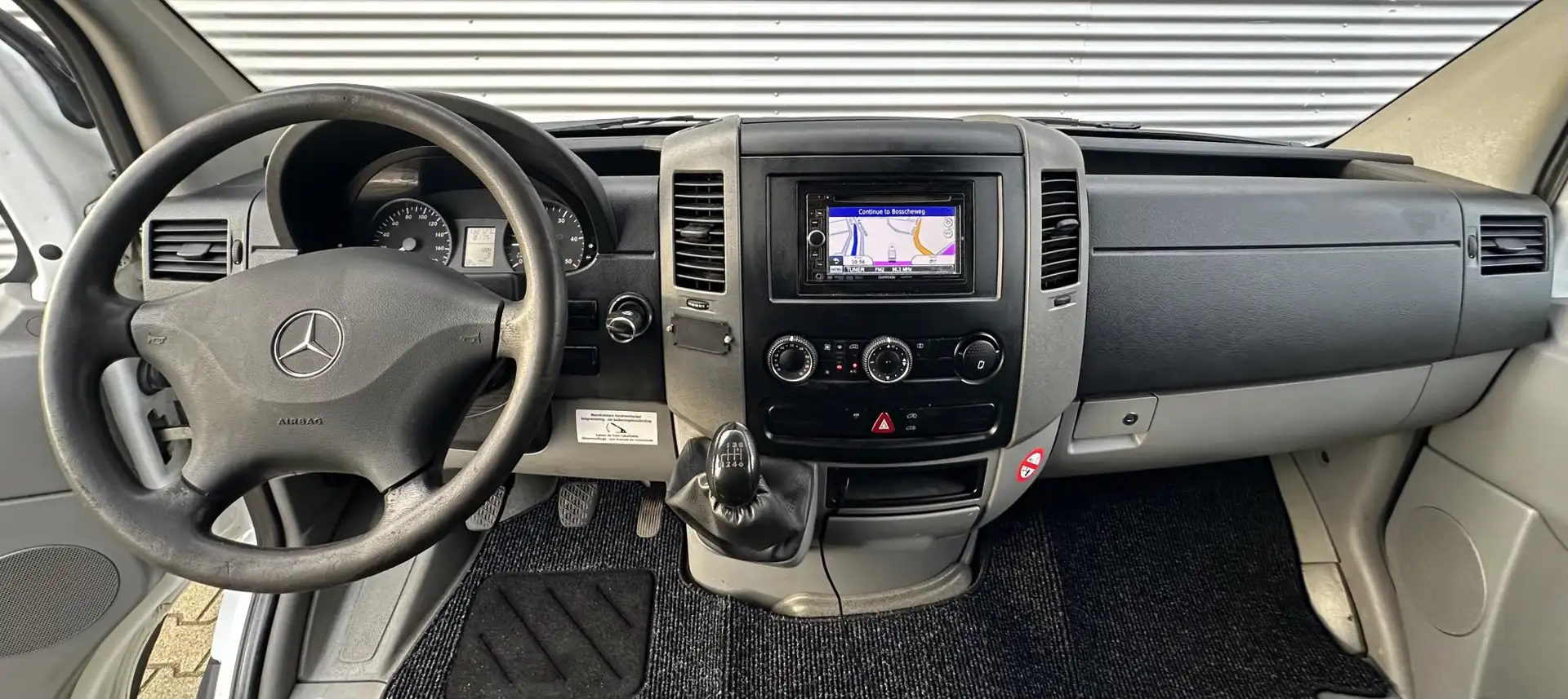 Mercedes-Benz Sprinter 319 3.0 CDI L2H2 366 Weinig km's! 6 Cilinder Wit - 2