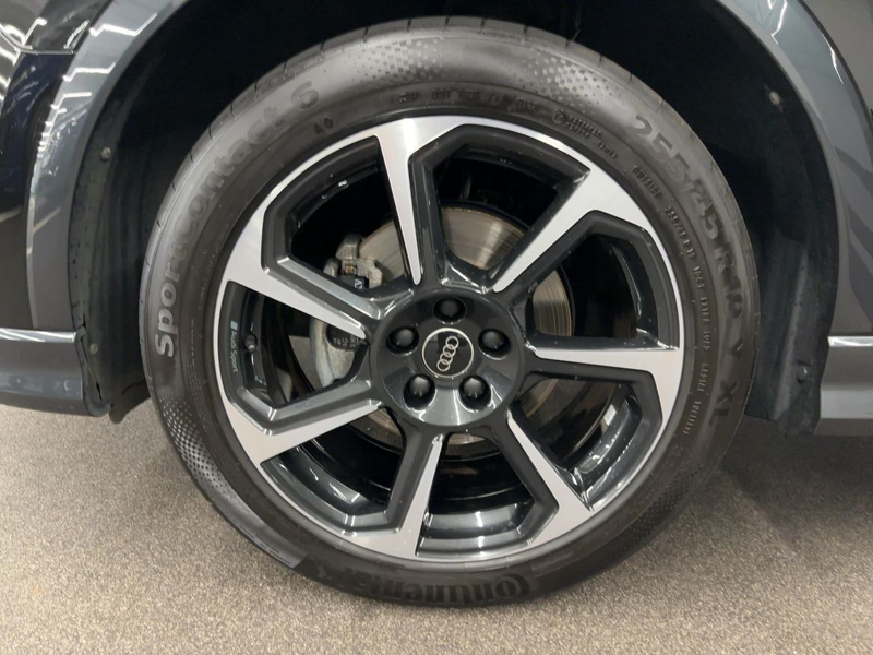 Audi Q3 S line 35 TFSI S tr. RFK NAVI LED — photo 15