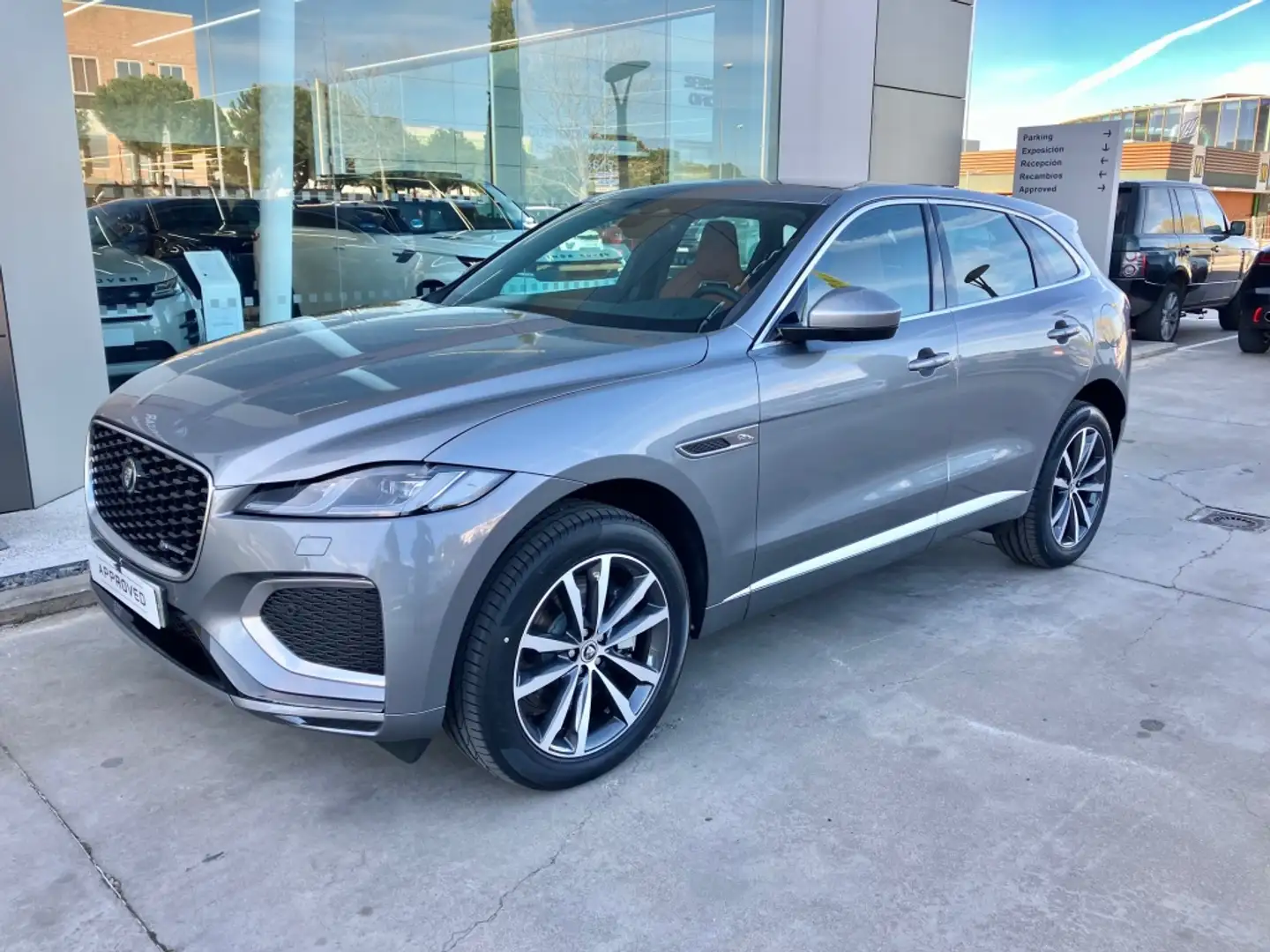 Jaguar F-Pace 2.0 l4 PHEV R-Dynamic S Aut. AWD 404 Gris - 2