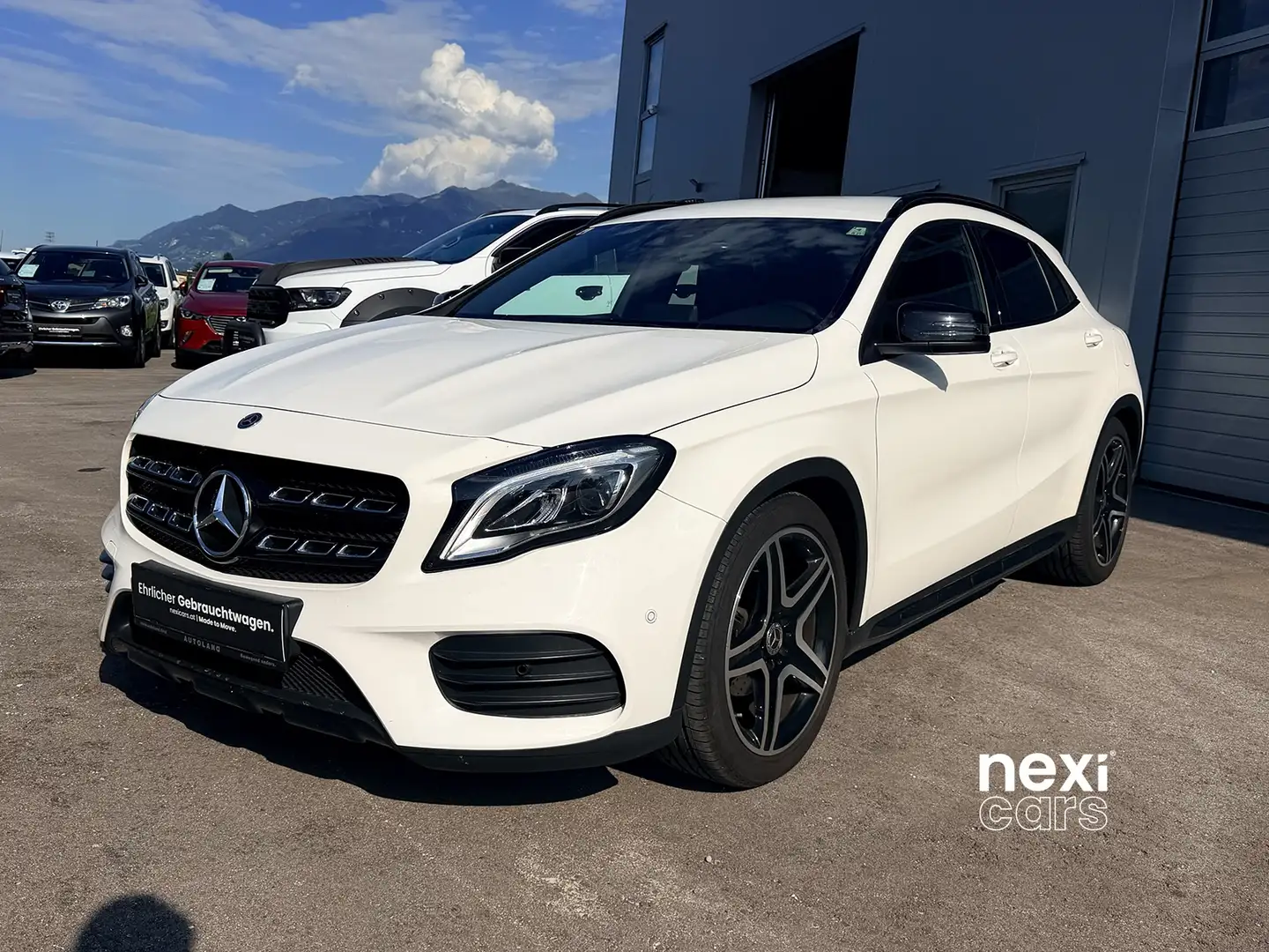 Mercedes-Benz GLA 200 GLA 200d AMG | 1.Hd | Night-Paket | AHK | TOP SUV Weiß - 1