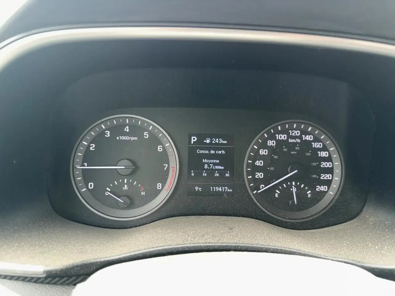 Hyundai TUCSON снимка Hyundai TUCSON
