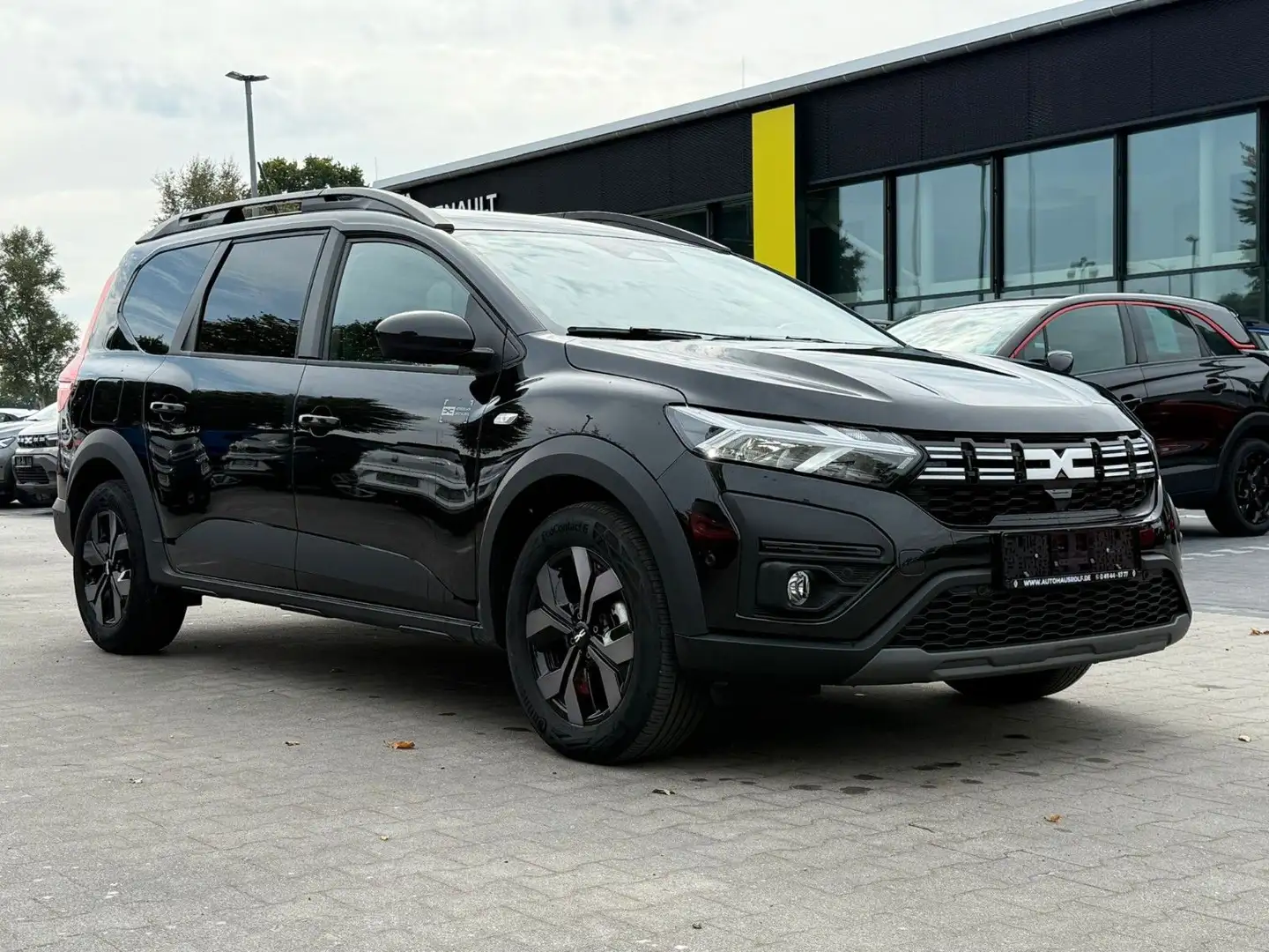 Dacia Jogger Expression Hybrid 140 | 7-S | KAM | SHZ Schwarz - 1