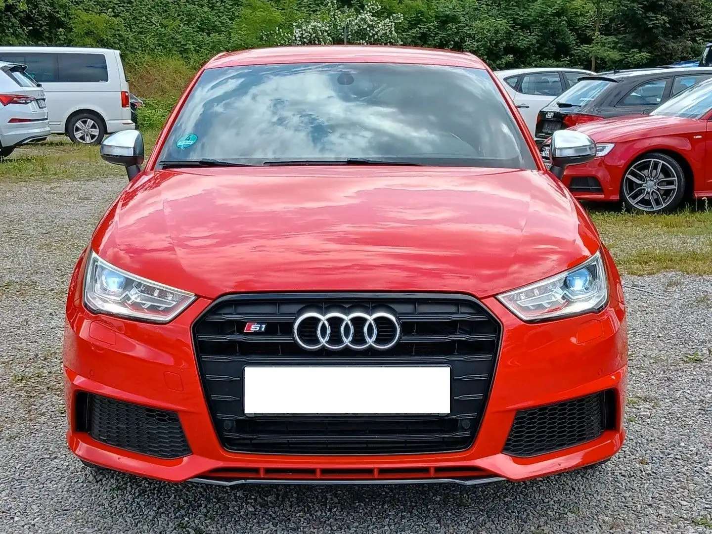 Audi S1 Sportback 2.0 TFSI quattro **1.HAND** Rojo - 2