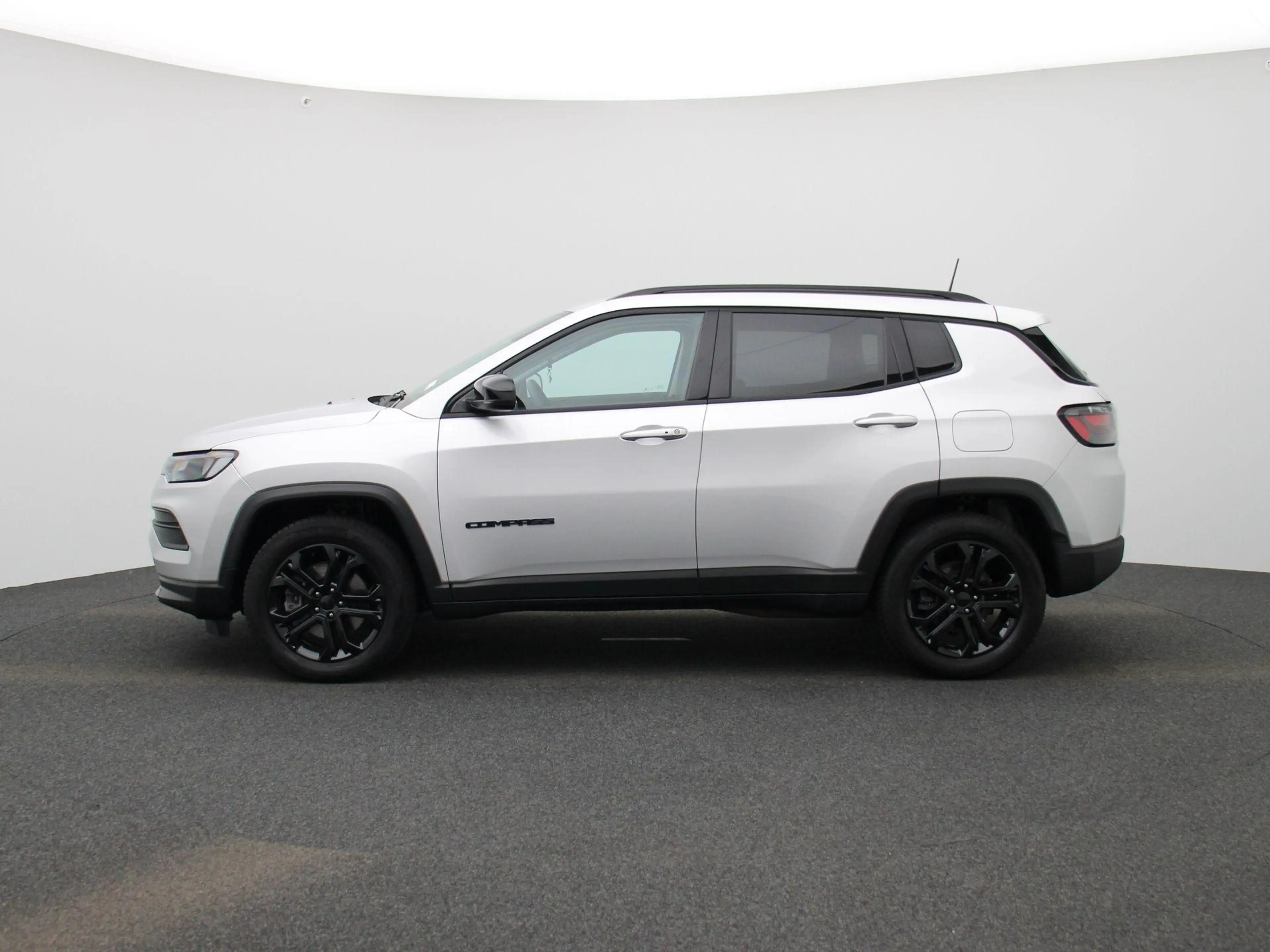 Jeep Compass 1.3 Turbo T4 190 4xe ATX Night Eagle | NAVIGATIE | — photo 4