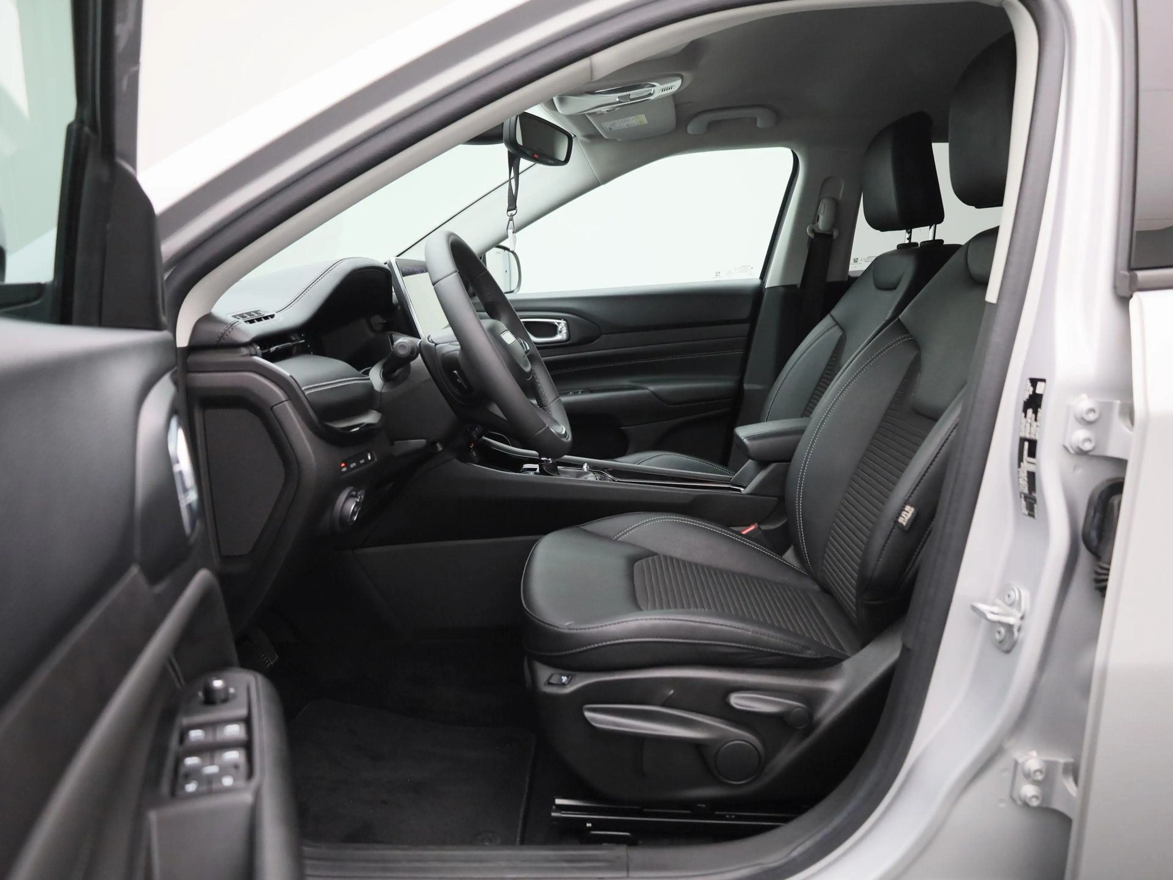 Jeep Compass 1.3 Turbo T4 190 4xe ATX Night Eagle | NAVIGATIE | — photo 11