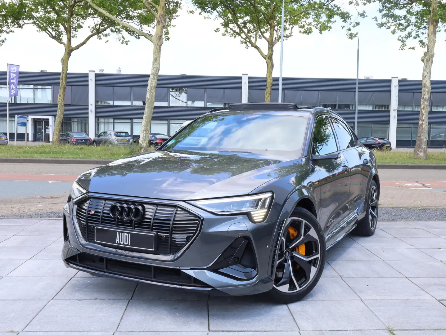 Audi e-tron S Sportback quattro 95 kWh 370KW | Full Options | Gris - 1