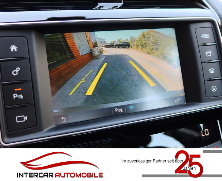Jaguar XE Prestige 2.0 E-Performance |Xenon|R.Kamera| — photo 8