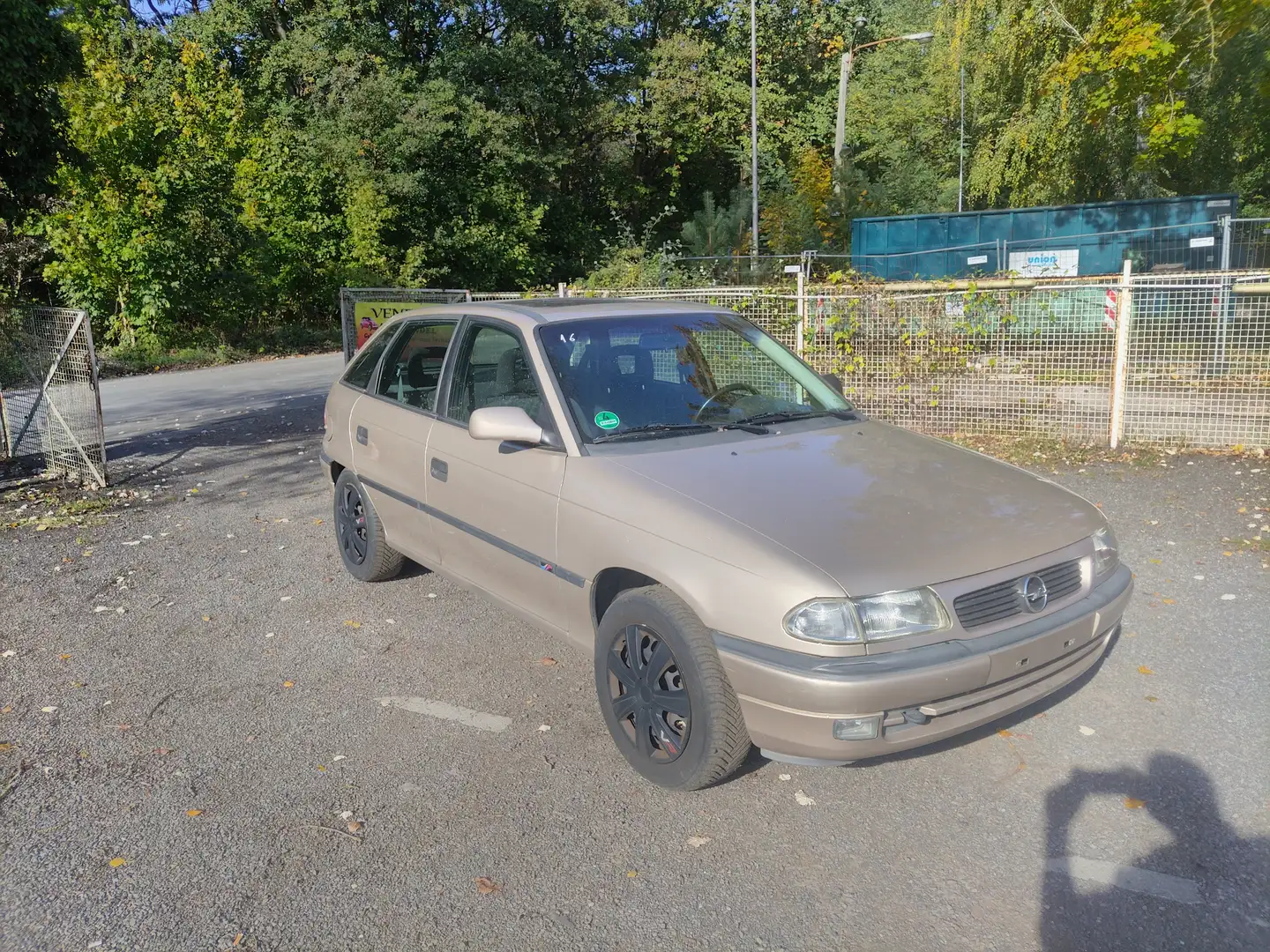 Opel Astra Cool Motion Gris - 2