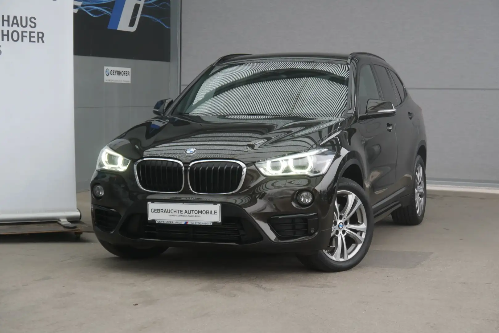 BMW X1 X1 xDrive18d Braun - 2