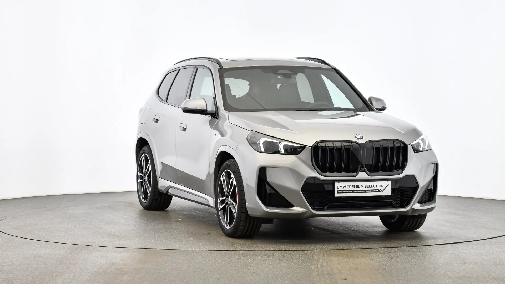 BMW X1 xDrive20d Silber - 1