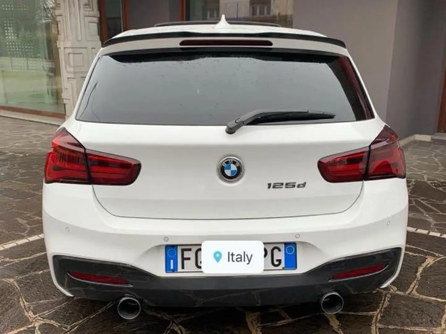 BMW 125 Serie 1 F/20-21 2015 125d 5p Msport auto Weiß - 2