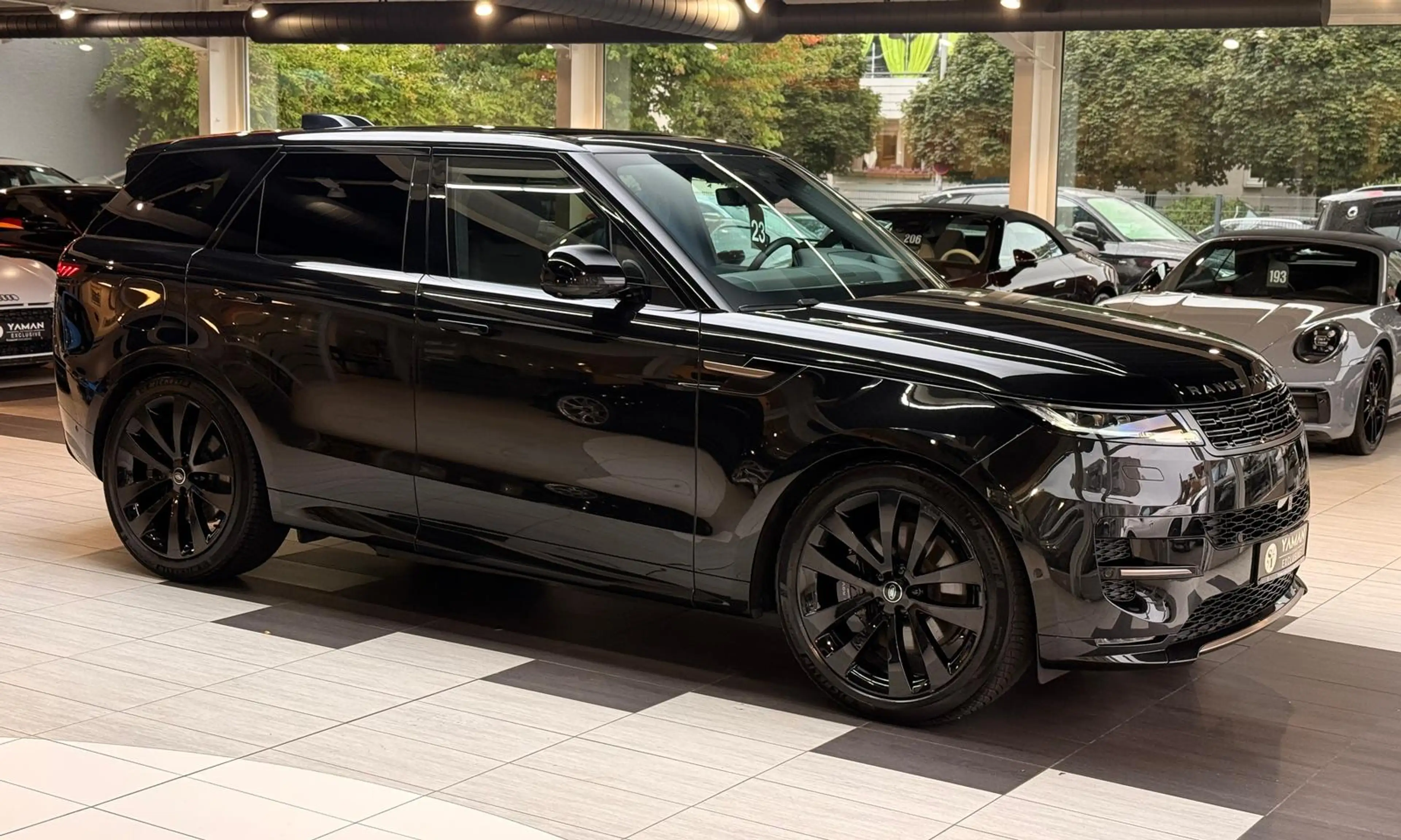 Land Rover Range Rover Sport P400e Dynamic HSE Pano*HuD*StH — photo 4