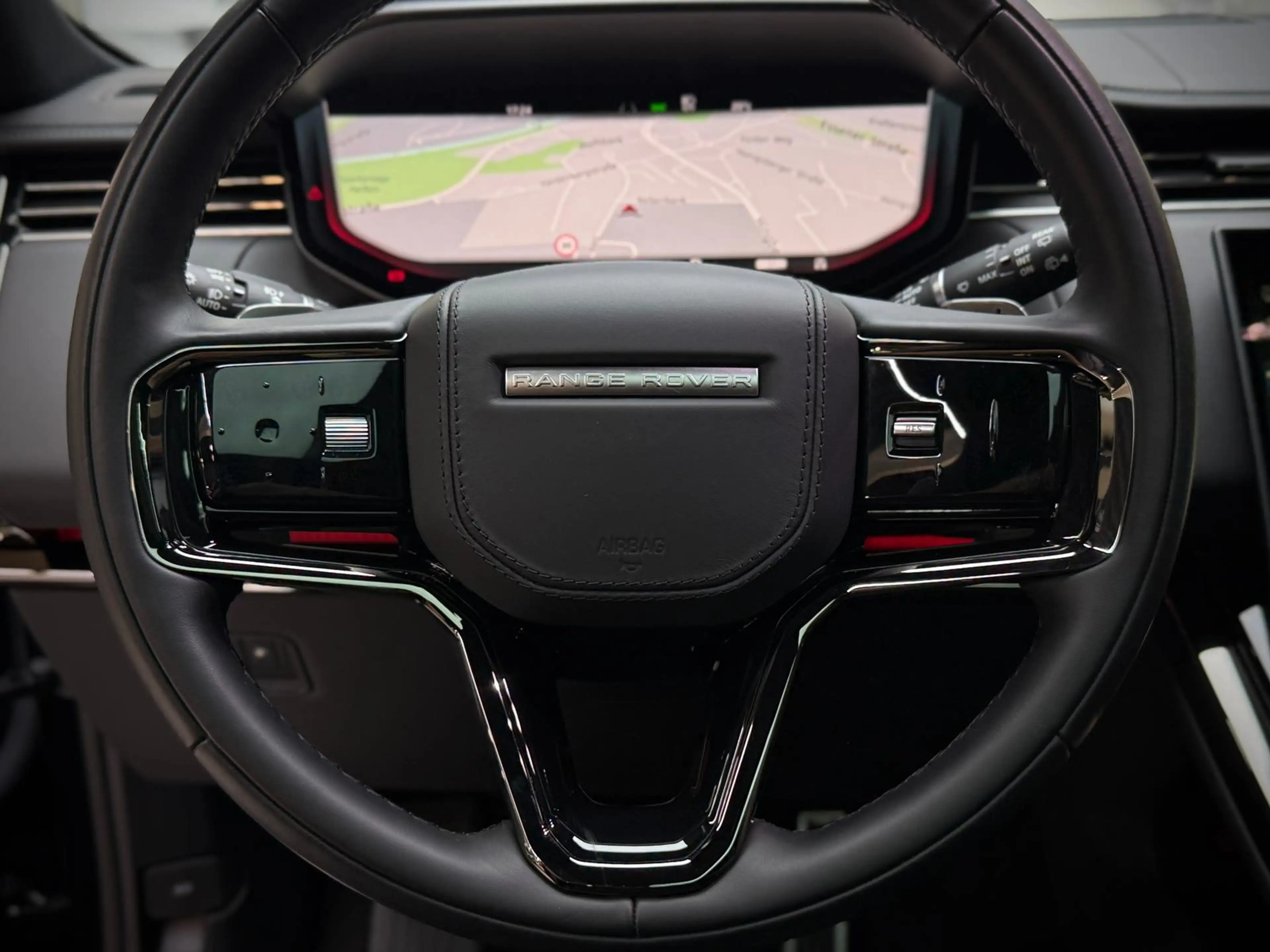 Land Rover Range Rover Sport P400e Dynamic HSE Pano*HuD*StH — photo 12