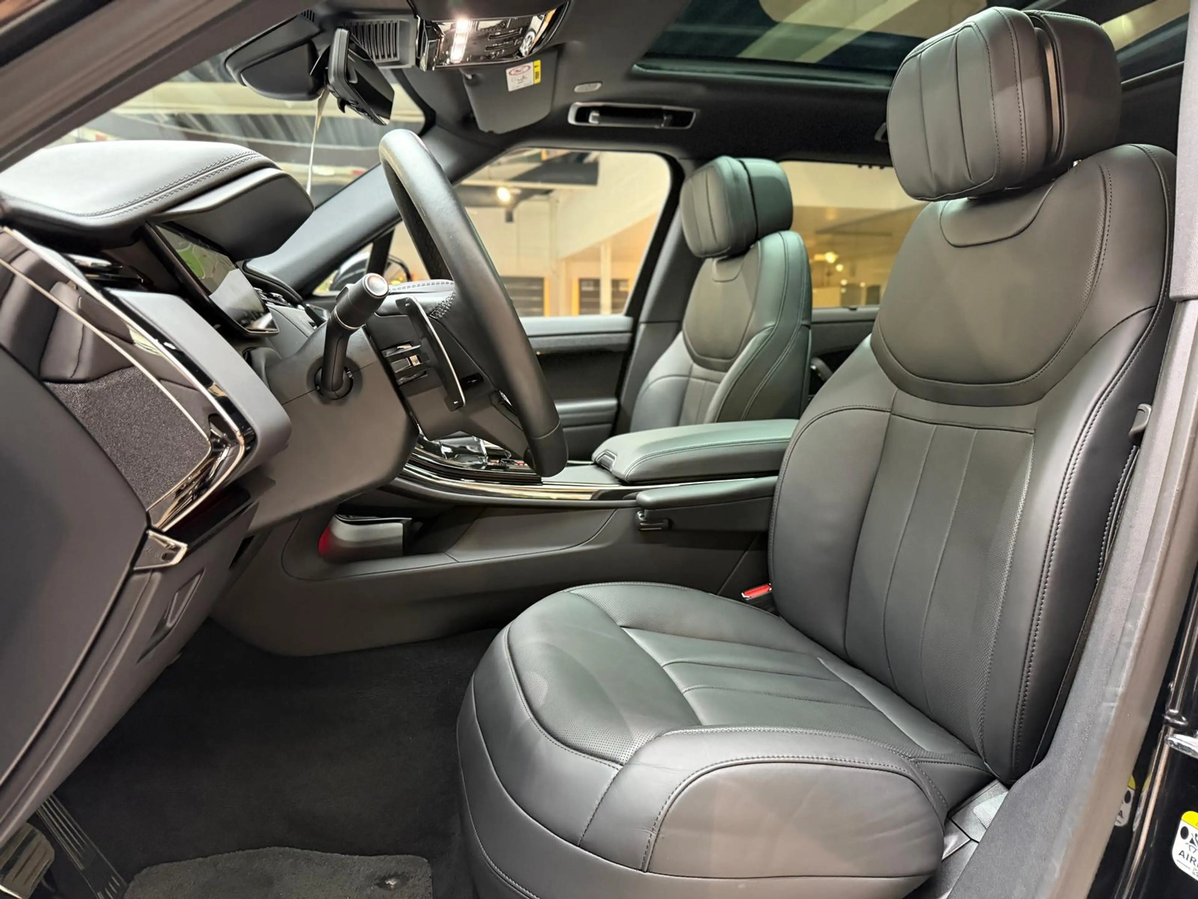 Land Rover Range Rover Sport P400e Dynamic HSE Pano*HuD*StH — photo 10