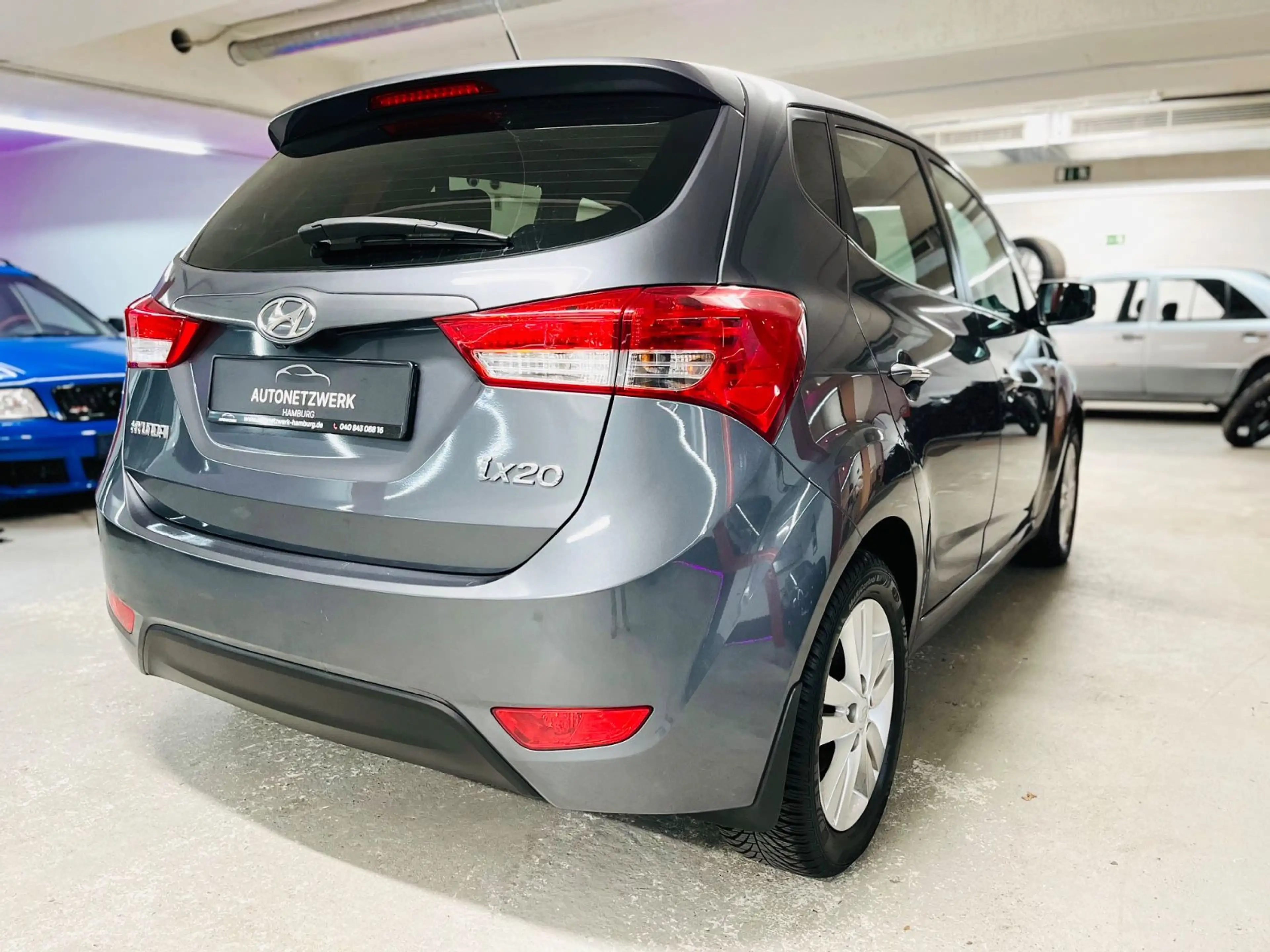 Hyundai iX20 1.6 Style blue Automatik | Panorama | Navi — photo 12